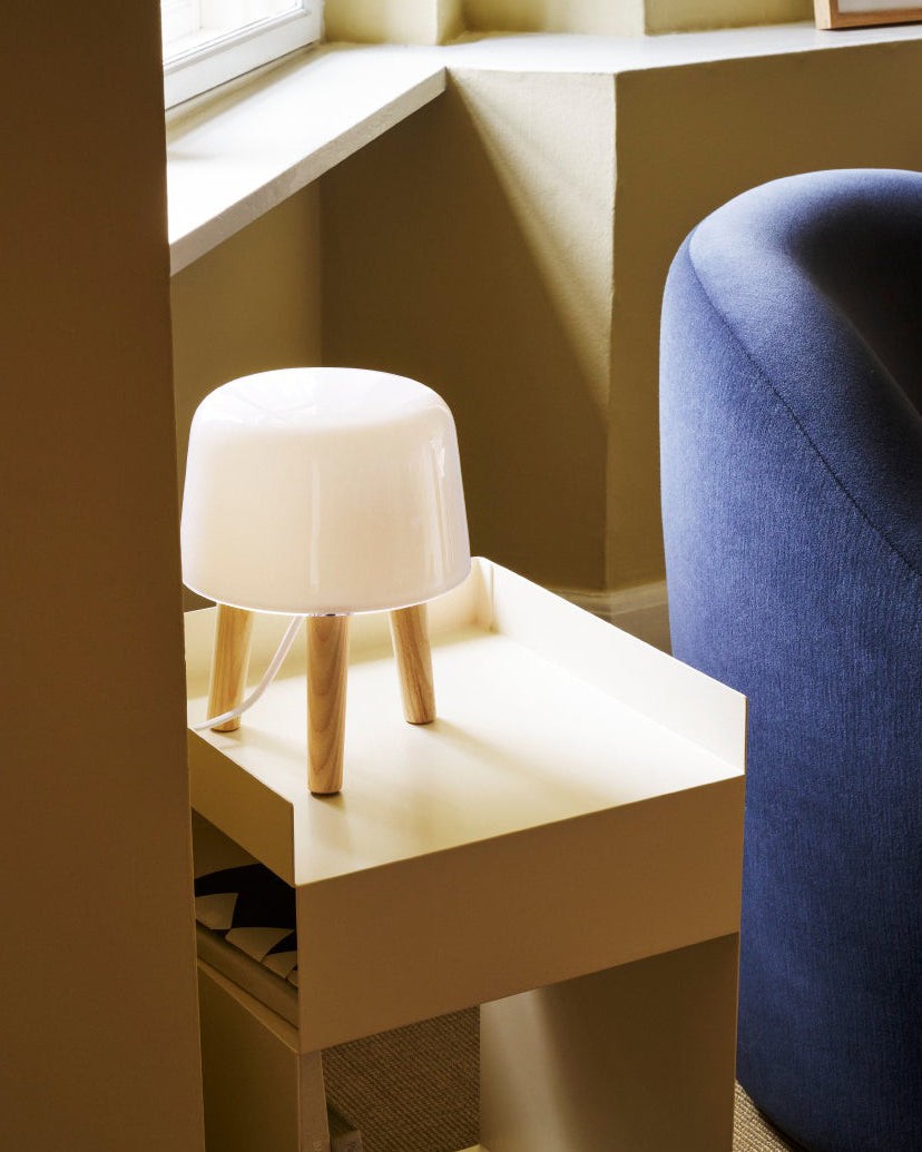 Nordic Wood Decorative Glass Table Lamp For Bedroom K506