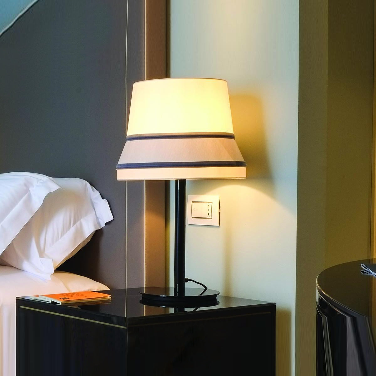 Audrey Contardi Table Lamp D460