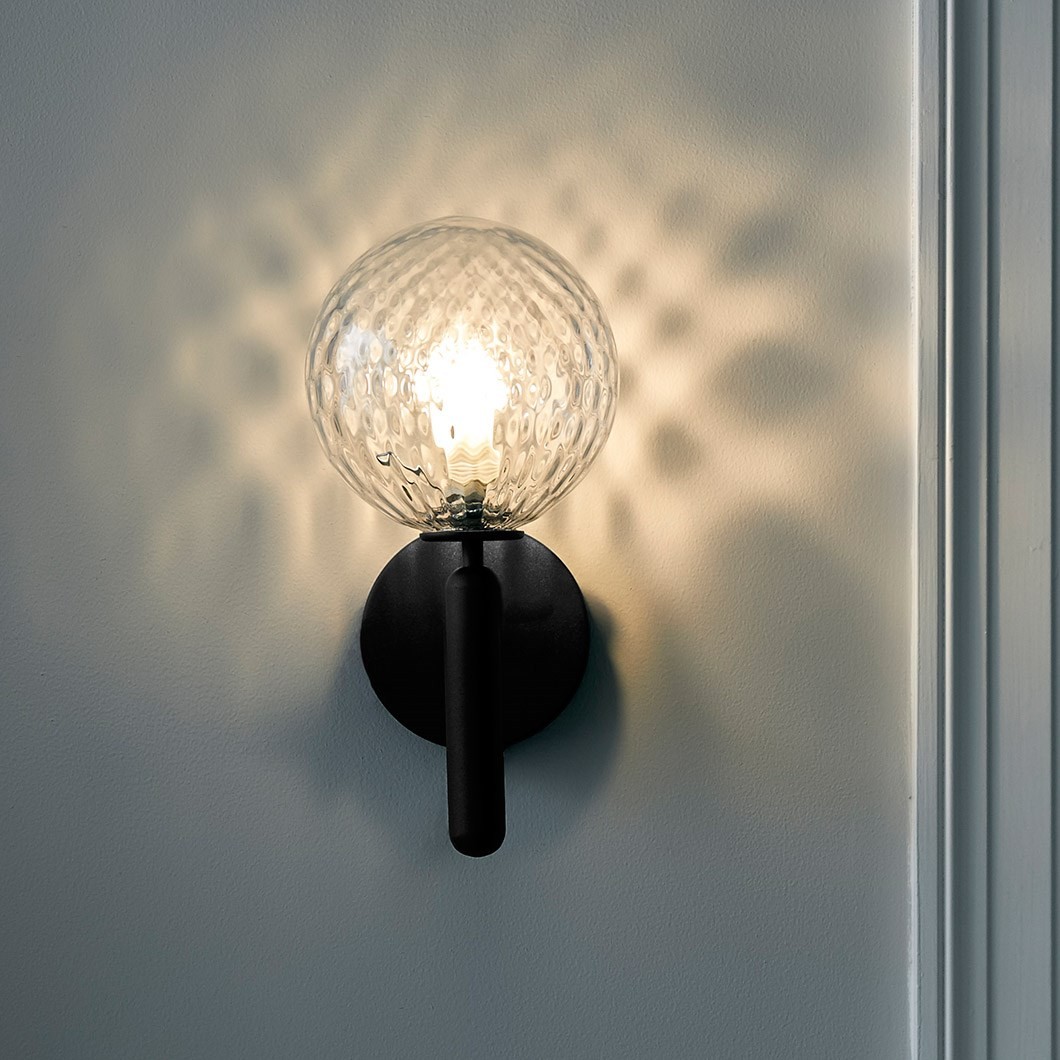 Miira Wall Light