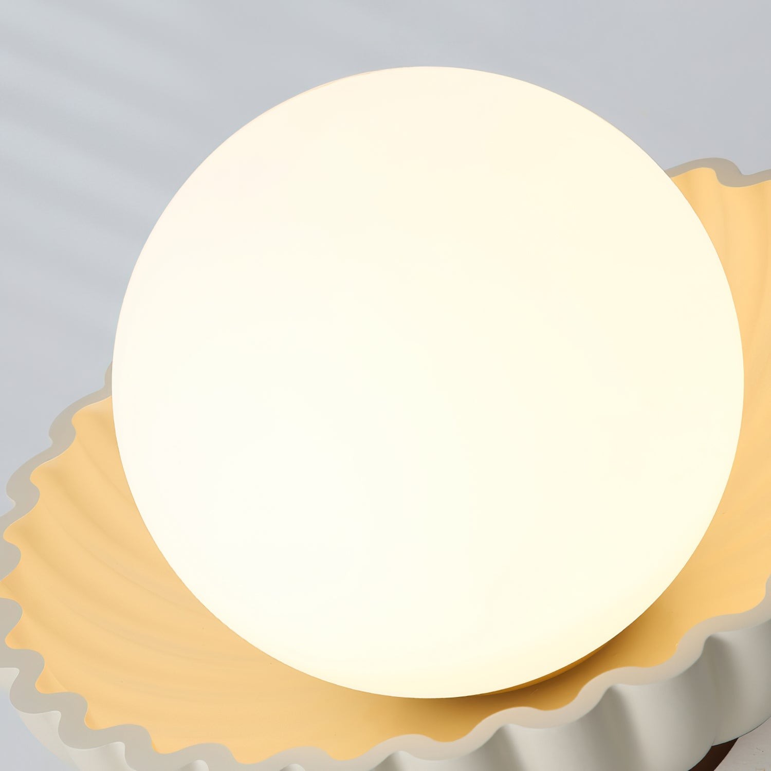 Alien Cream Ceiling Light - Resin Flower Ceiling Lamp for Living Room and Kitchen K227