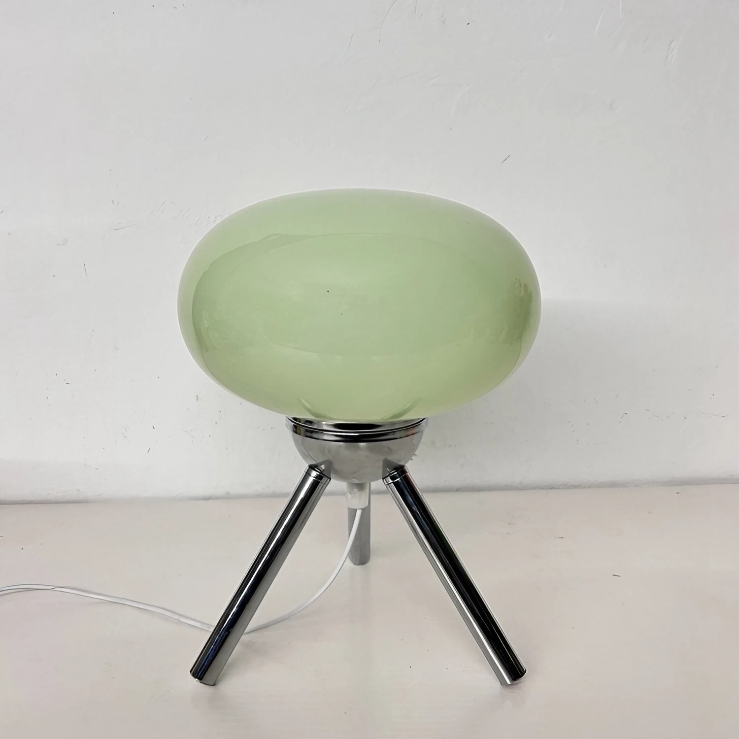 Modern Bauhaus Lollipop Glass Tripod Table Lamp K22