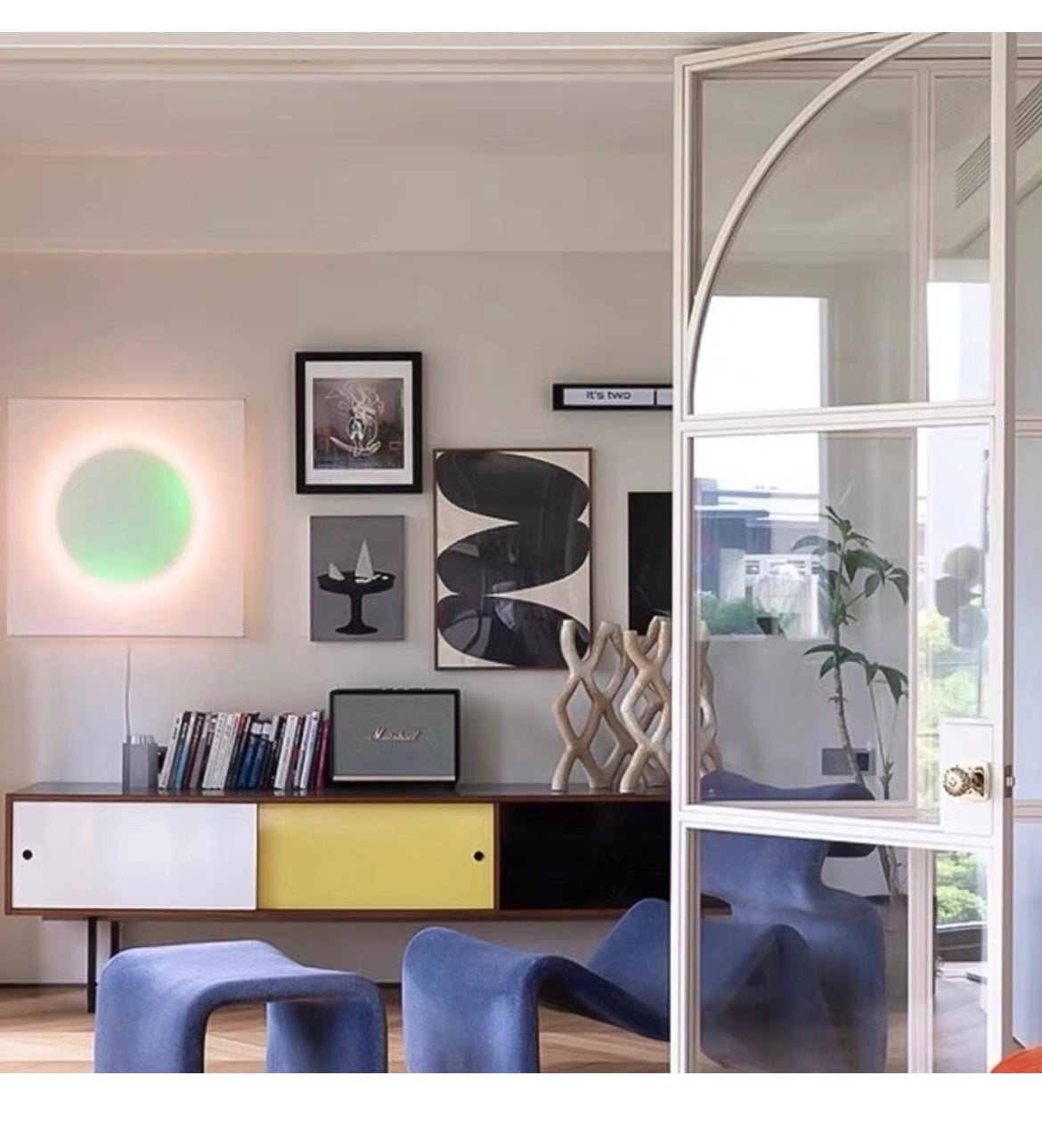 Modern Simple Plug-In Round Wall Lamp K867