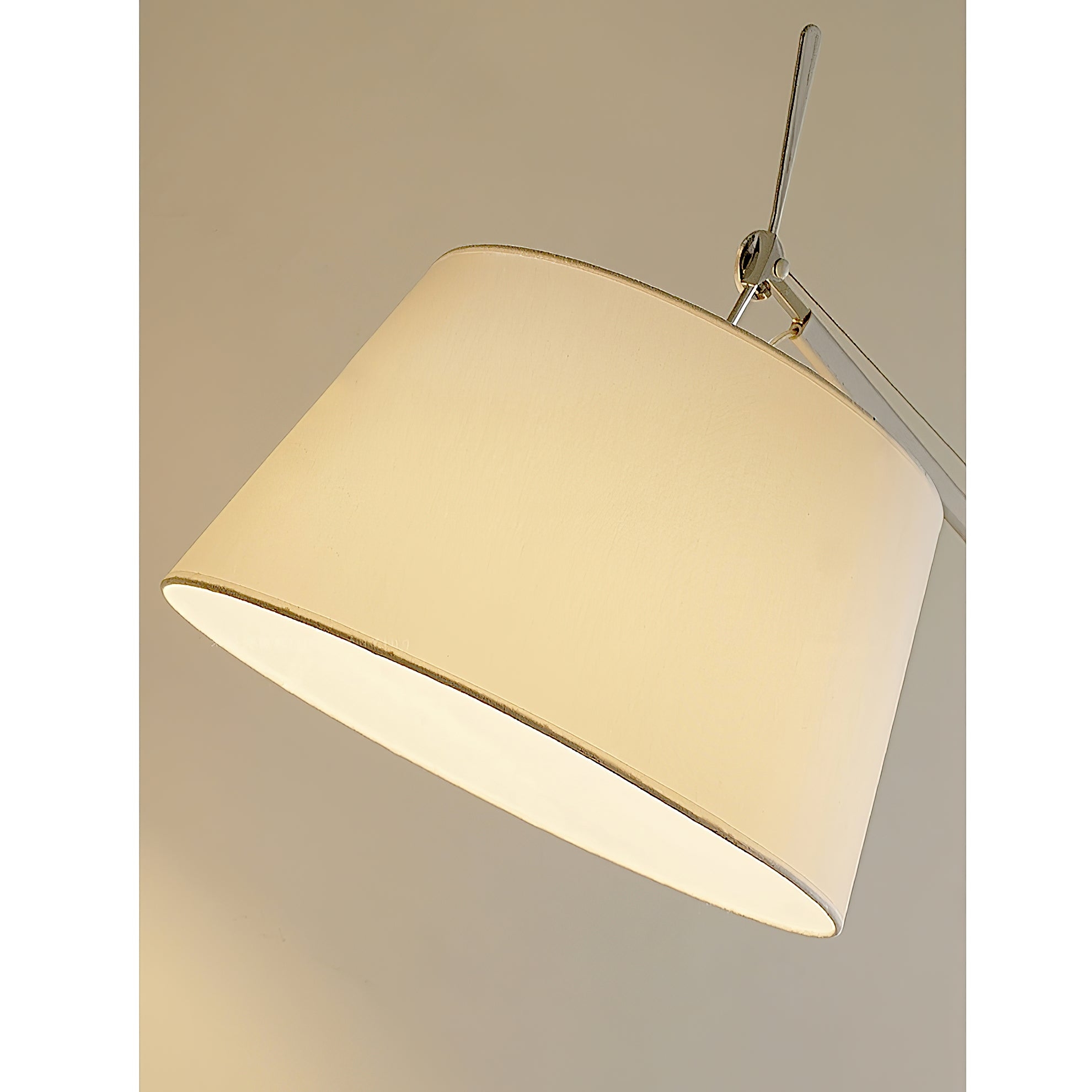 Velthea Floor Lamp D713
