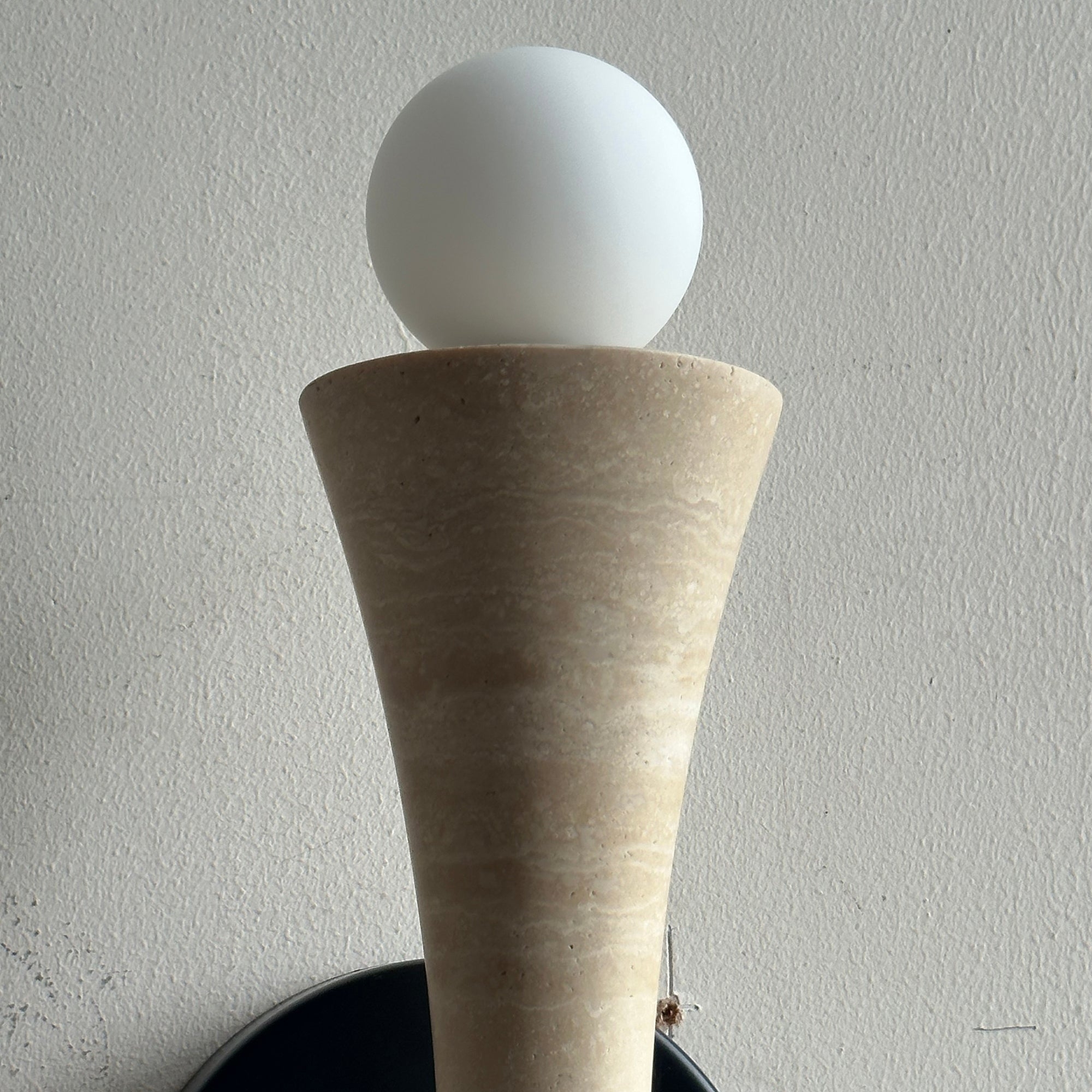 Dax Wall Lamp D642