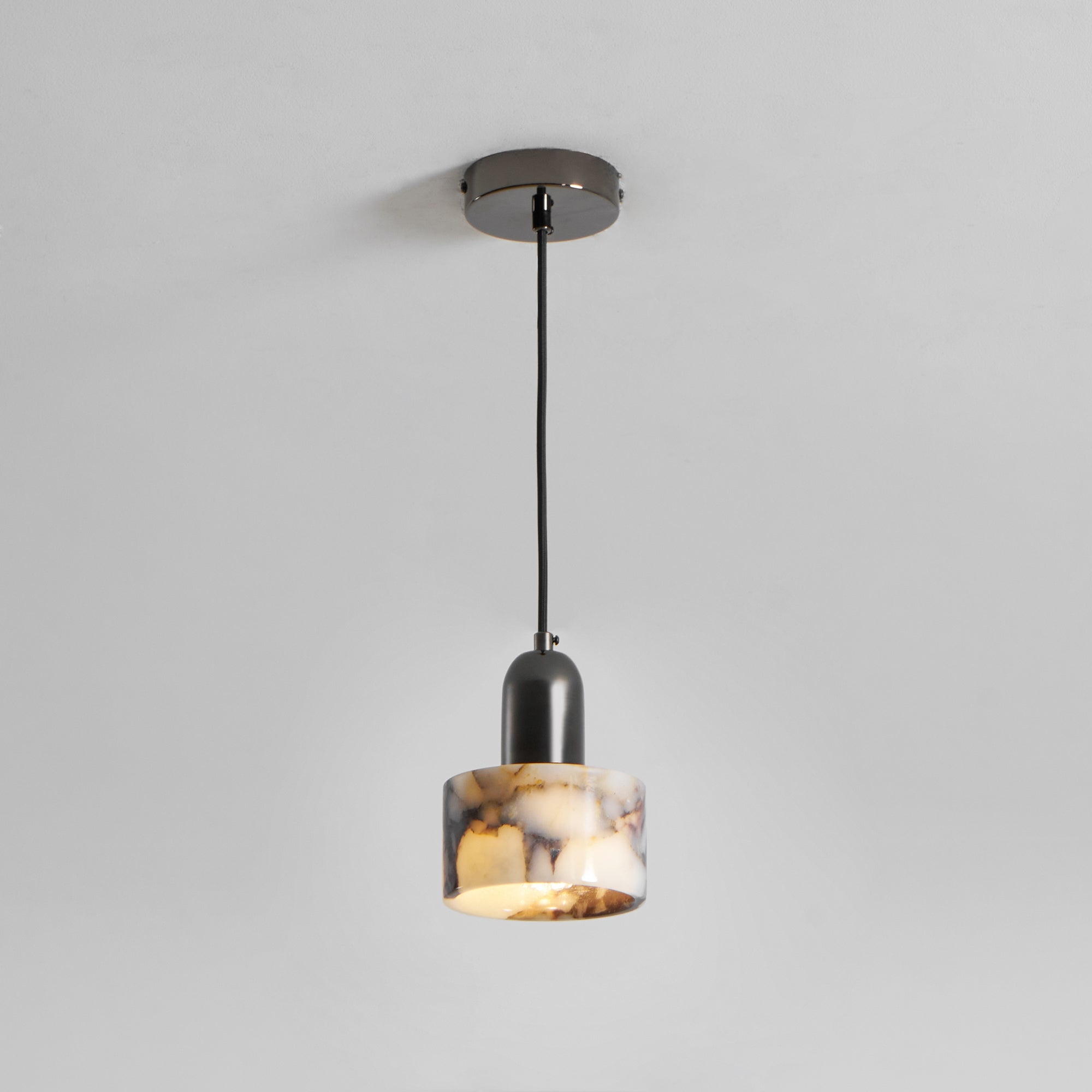 Dekum Marble Pendant Lamp D606