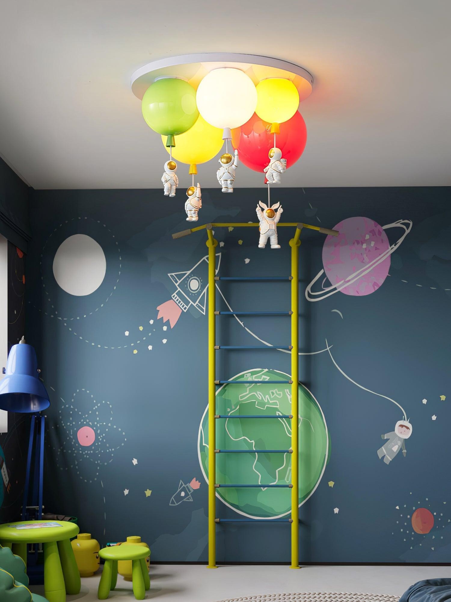 Astronaut Glossy Balloon Ceiling Lamp K244
