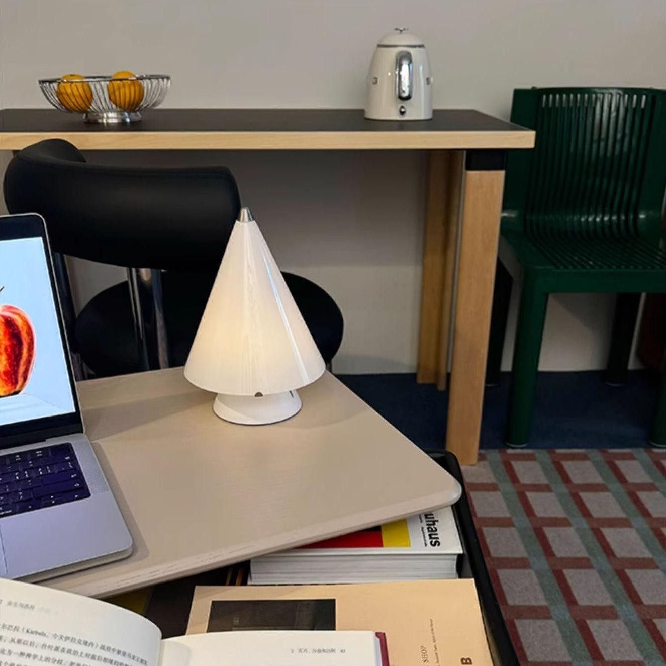 Spire-shaped Practical Fashionable Table Lamp K514