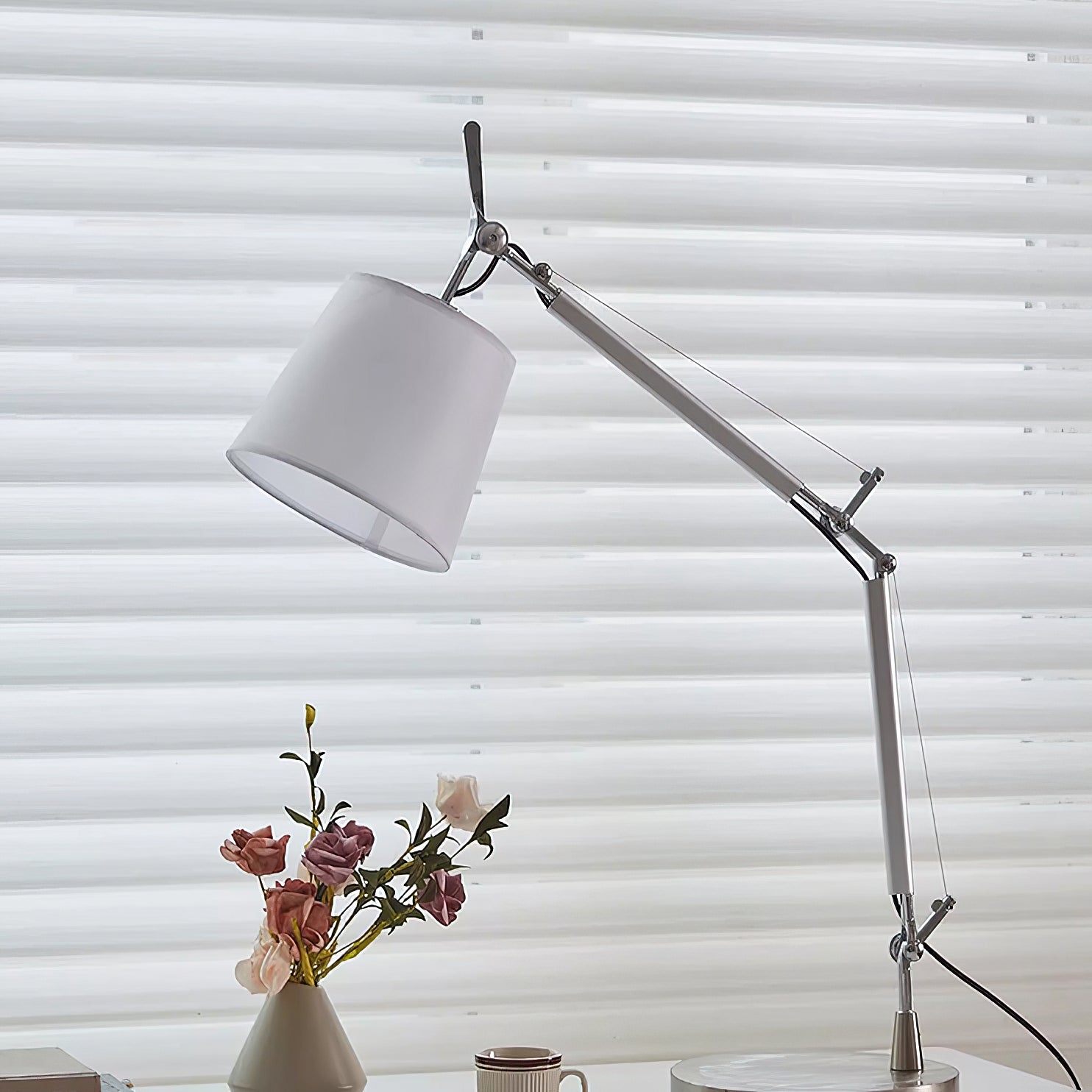 Velthea Table Lamp D714