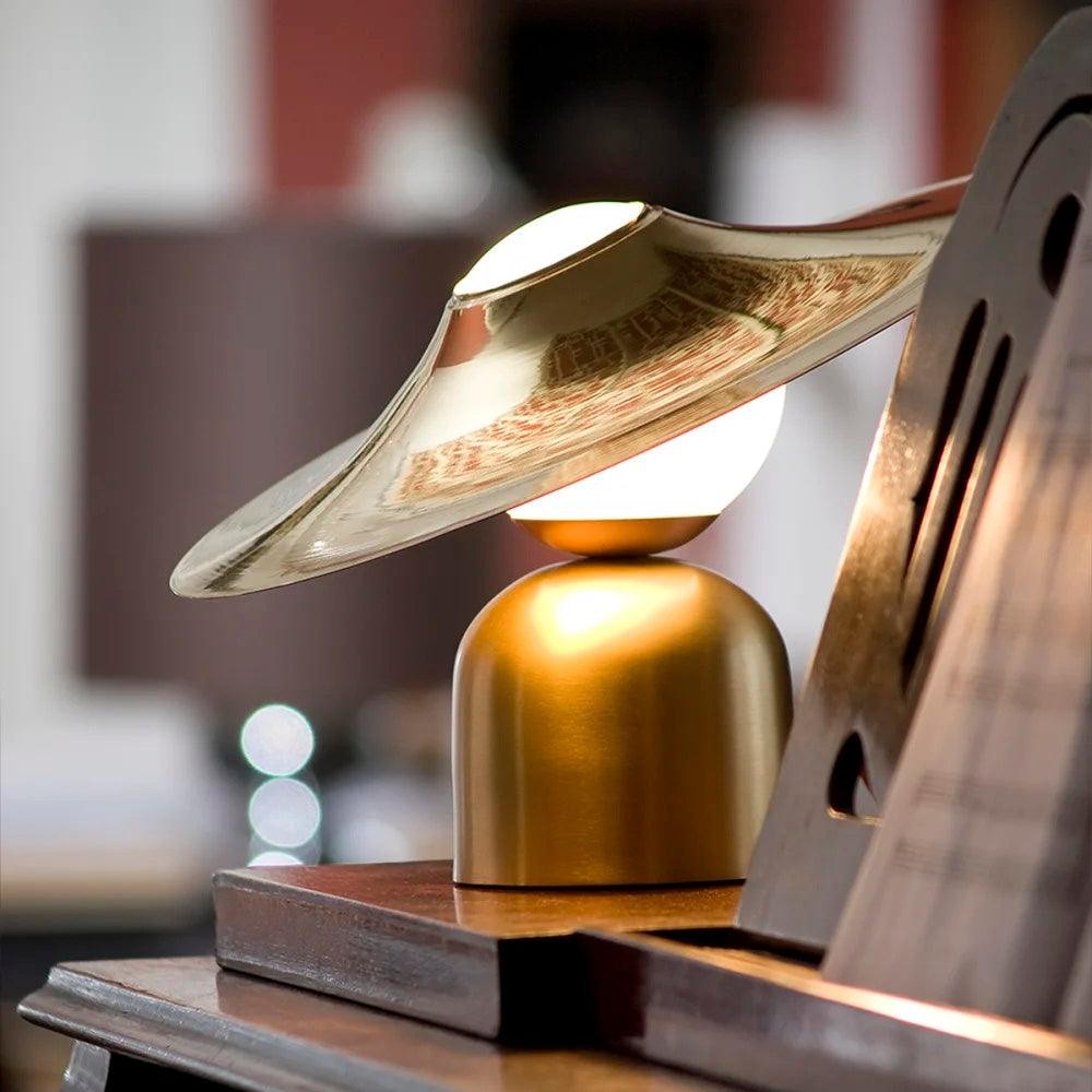 Nordic Creative Metal Disc Table Lamp K269