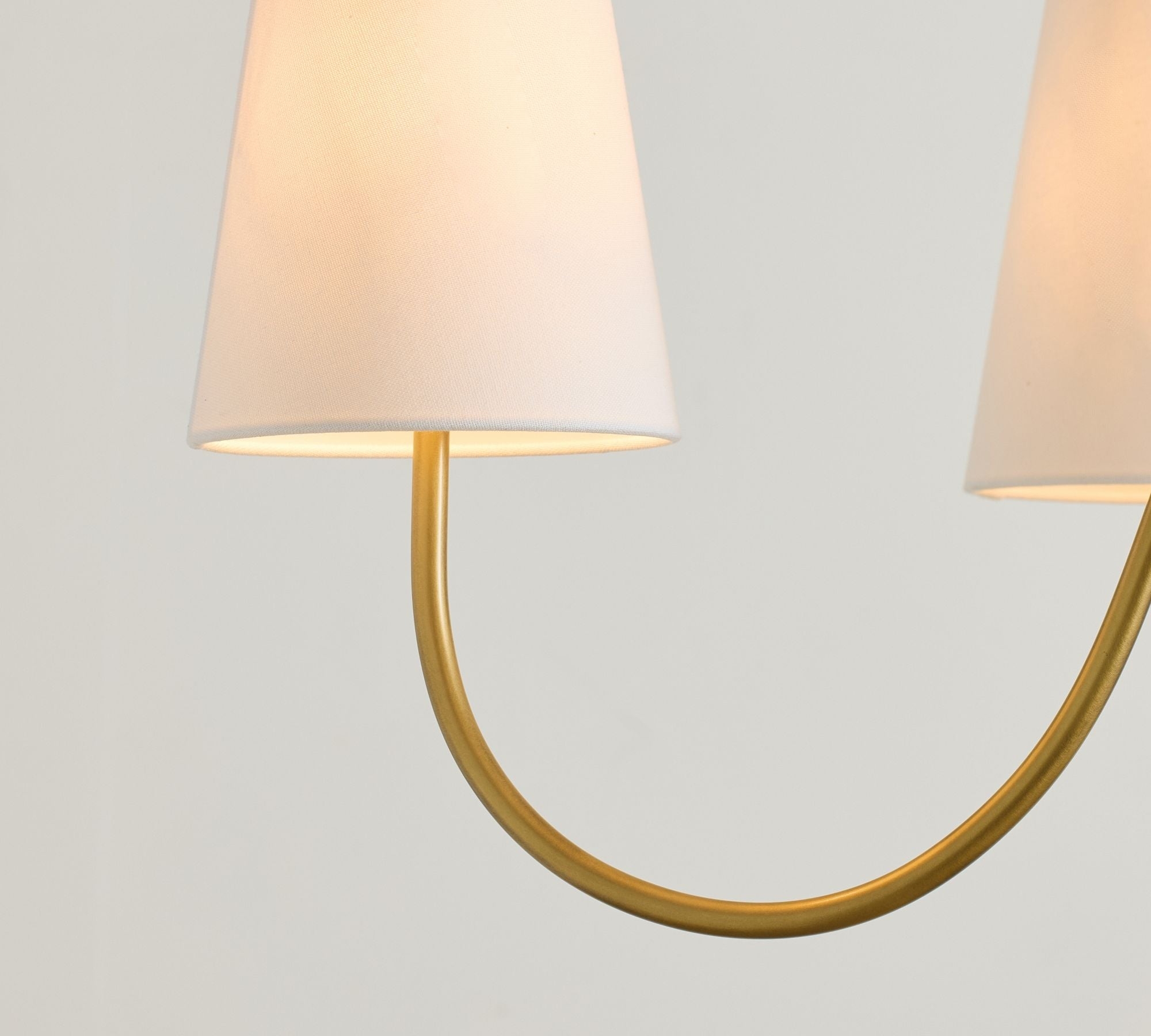 Gianna Curved Chandelier D640