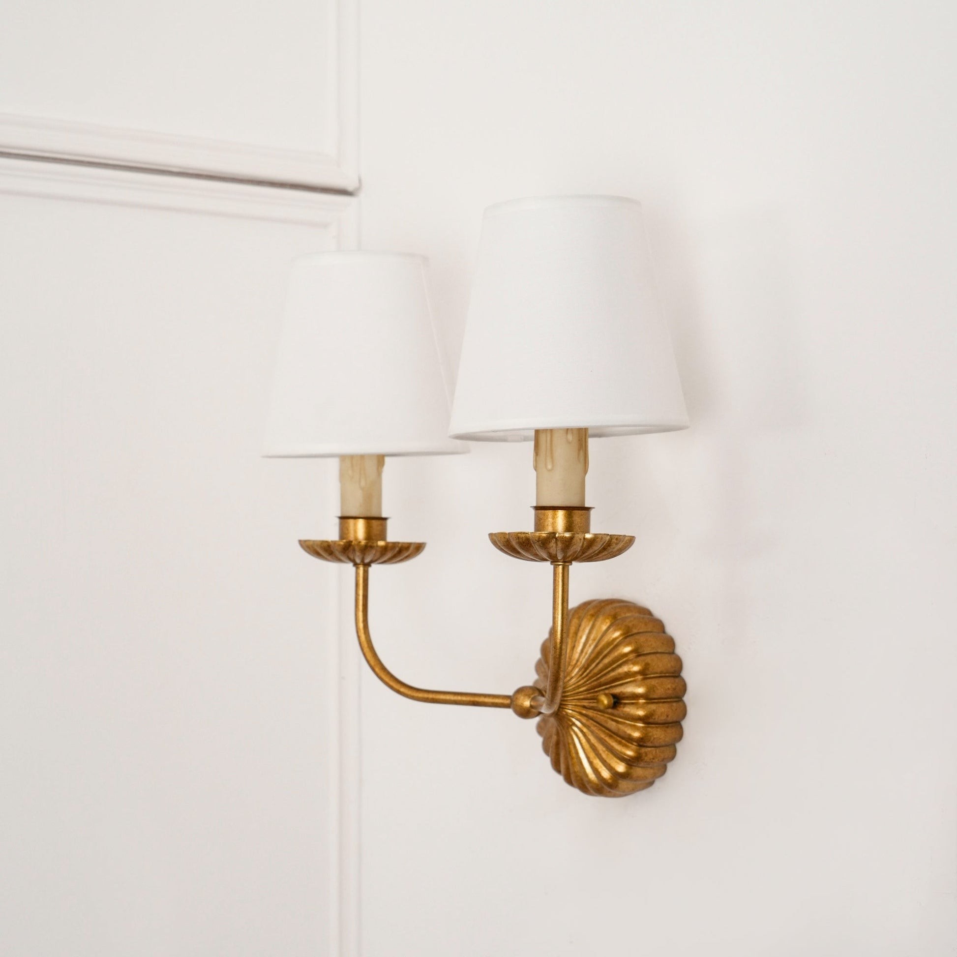 Catina Metal Wall Sconce with Fabric Shade – Stylish Accent Lighting for Home K1181