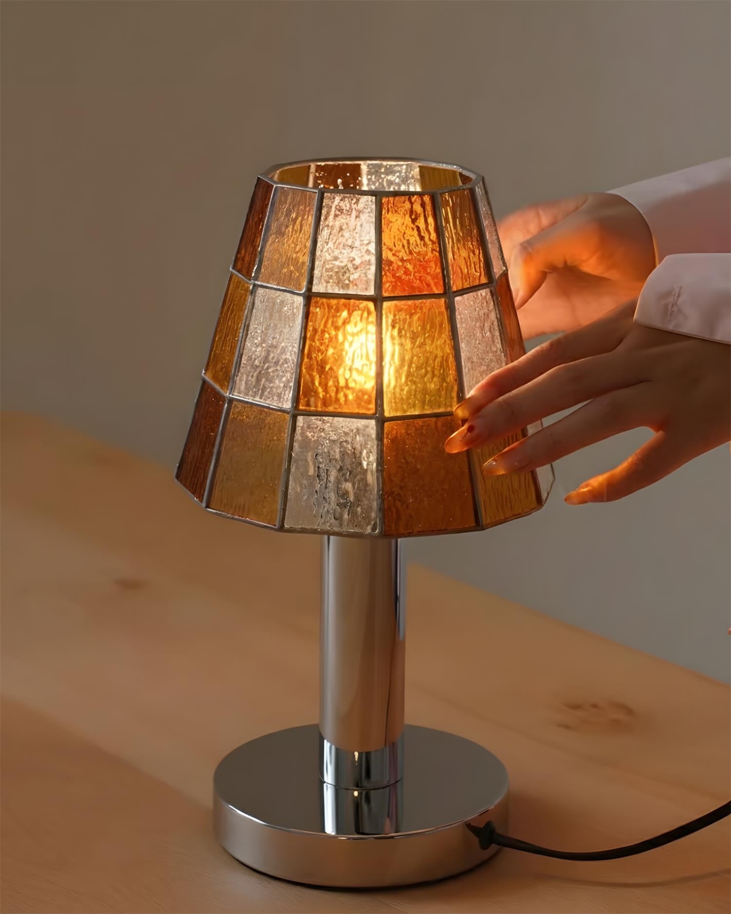 Fun Guy 726 Table Lamp D321