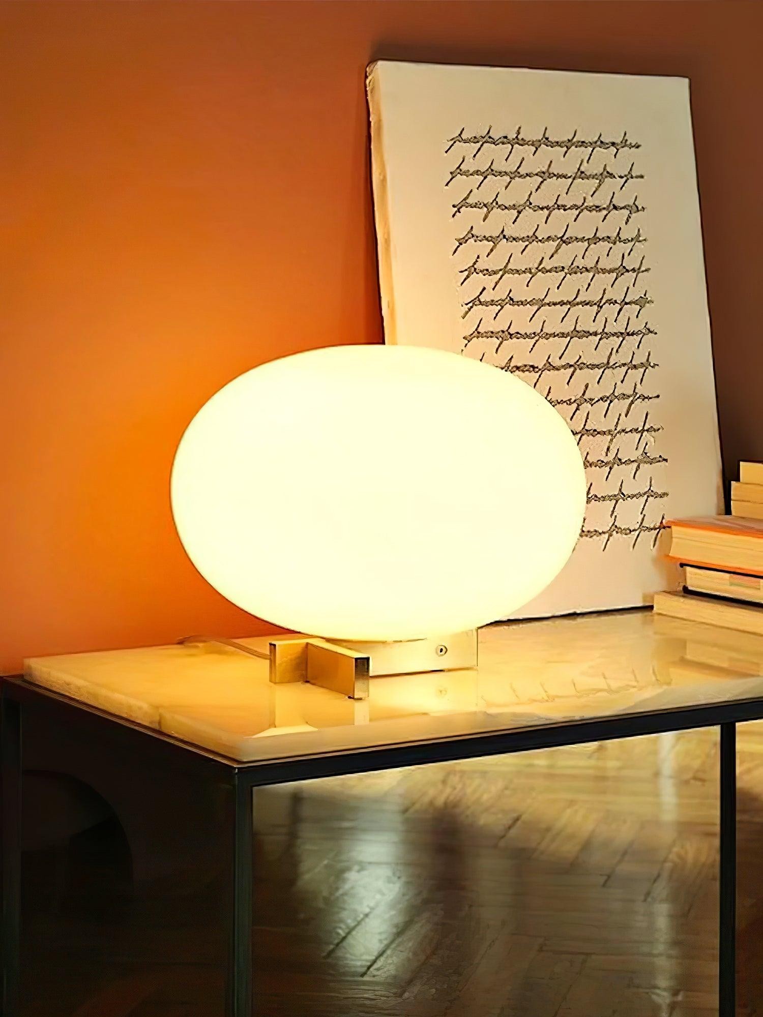 Creative Track Ball-shaped Table Lamp K563