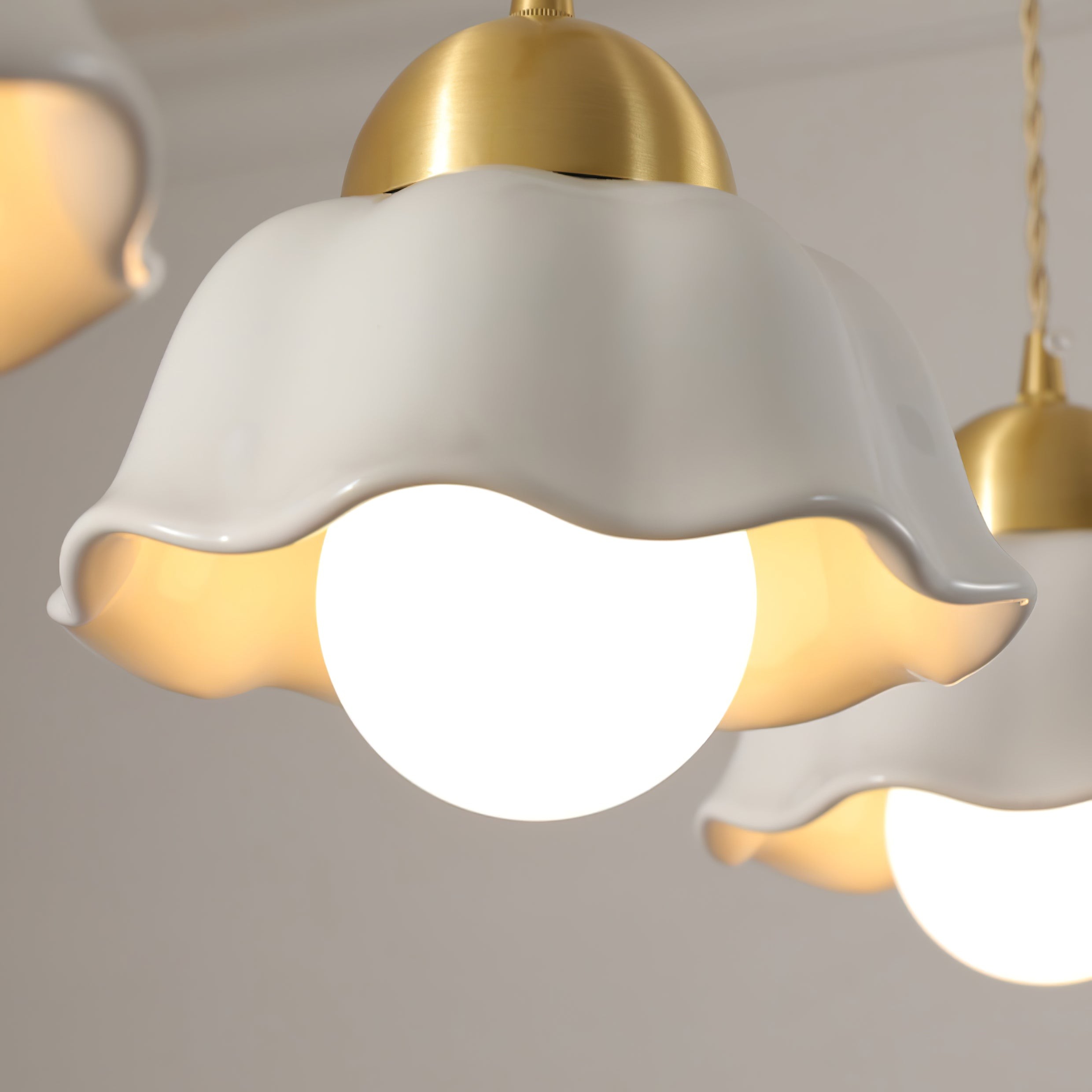 Ceramics Floral Pendant Light K990