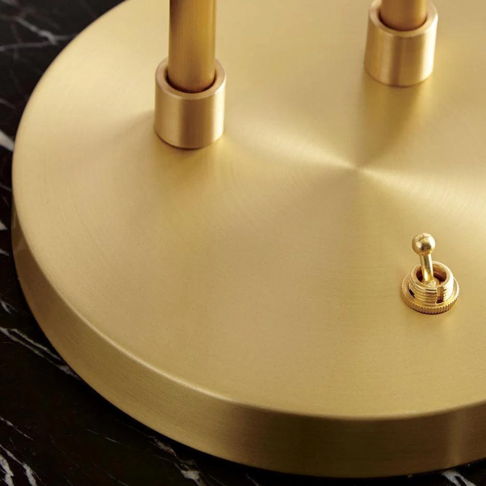 Golden Foliage Elegance Table Lamp D843
