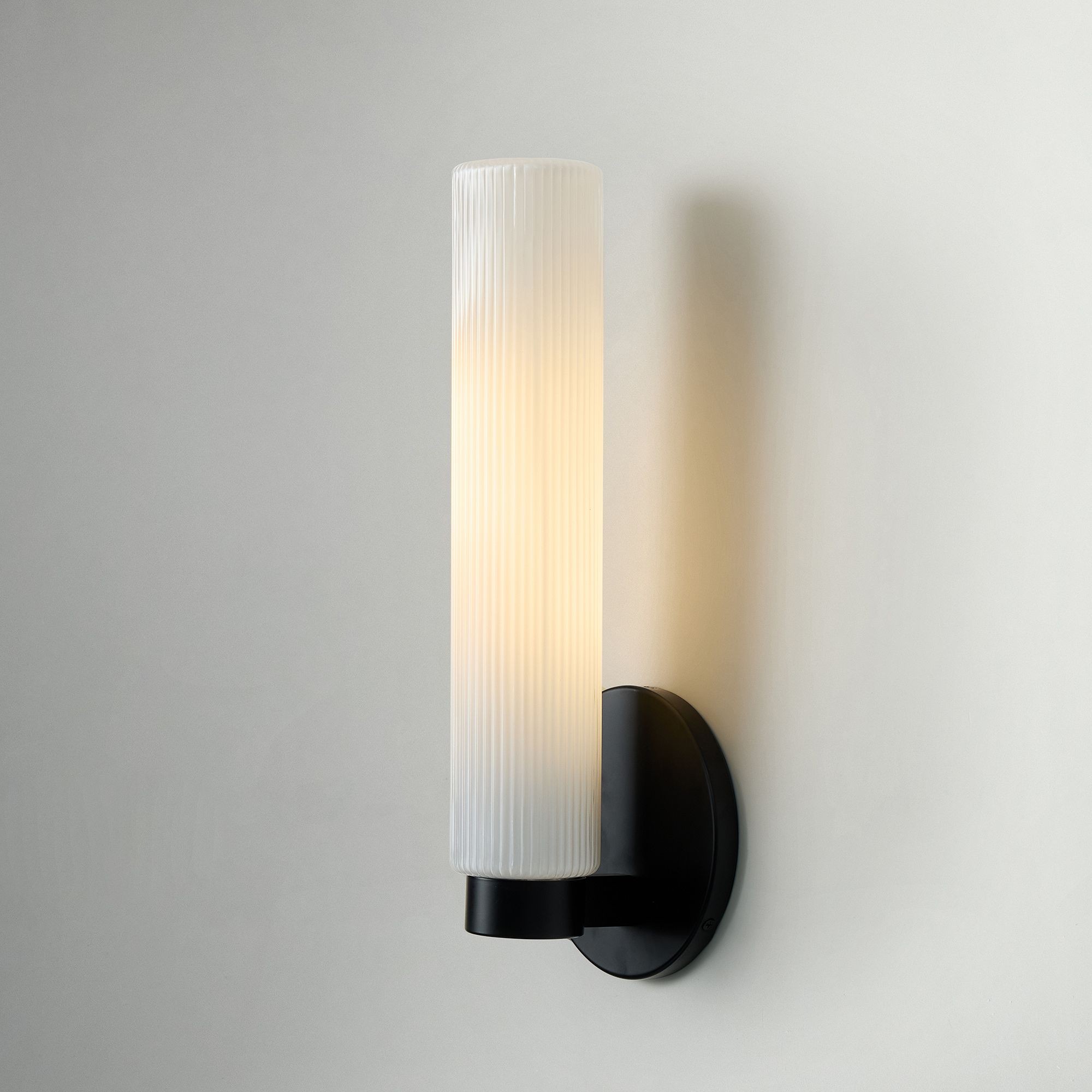 Rivora Fluted Glass Indoor Outdoor Sconce - Modern Wall Light for Home Decor K1337