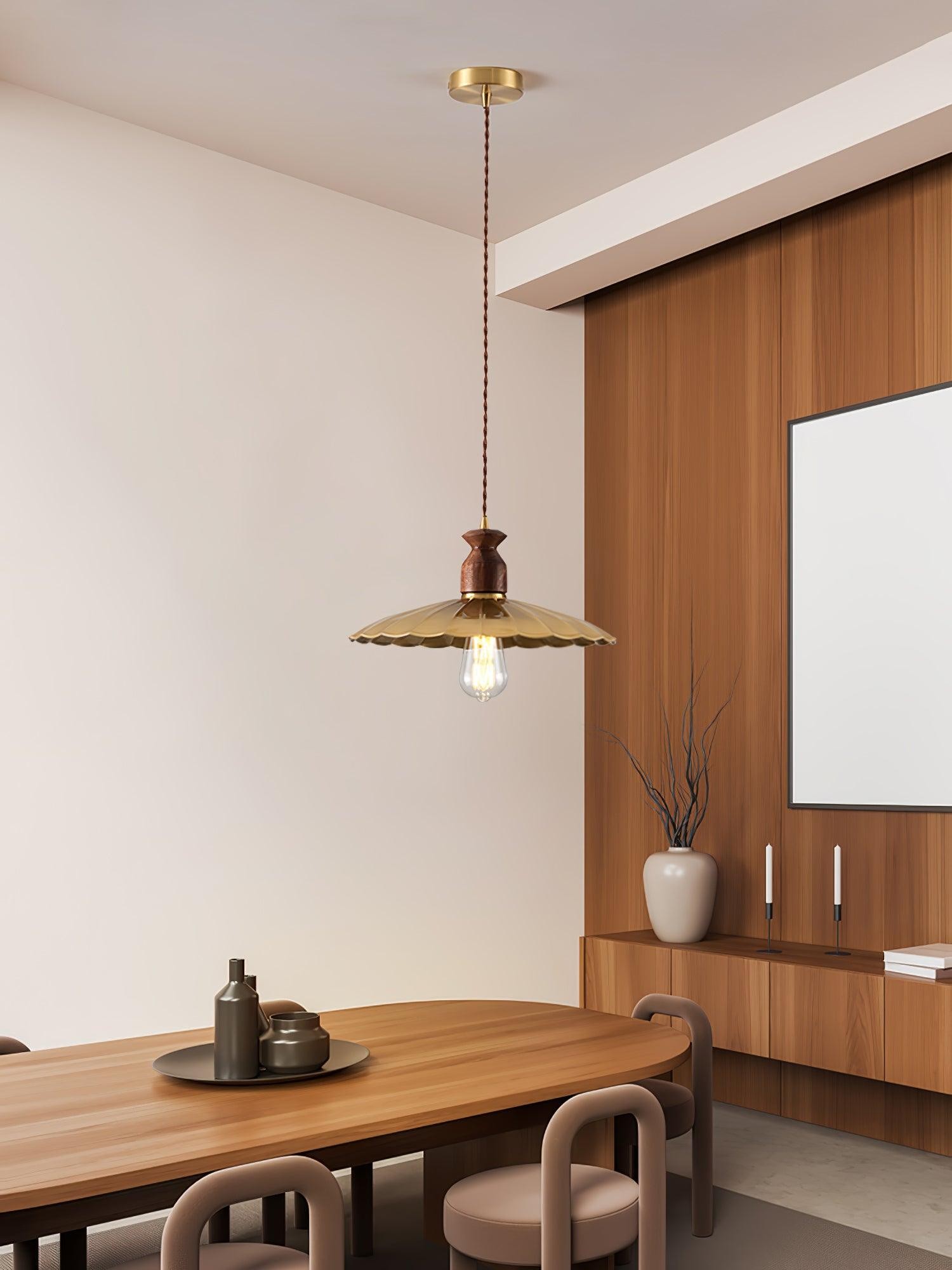 Round Brass Metal Badge Gold Pendant Lamp K272