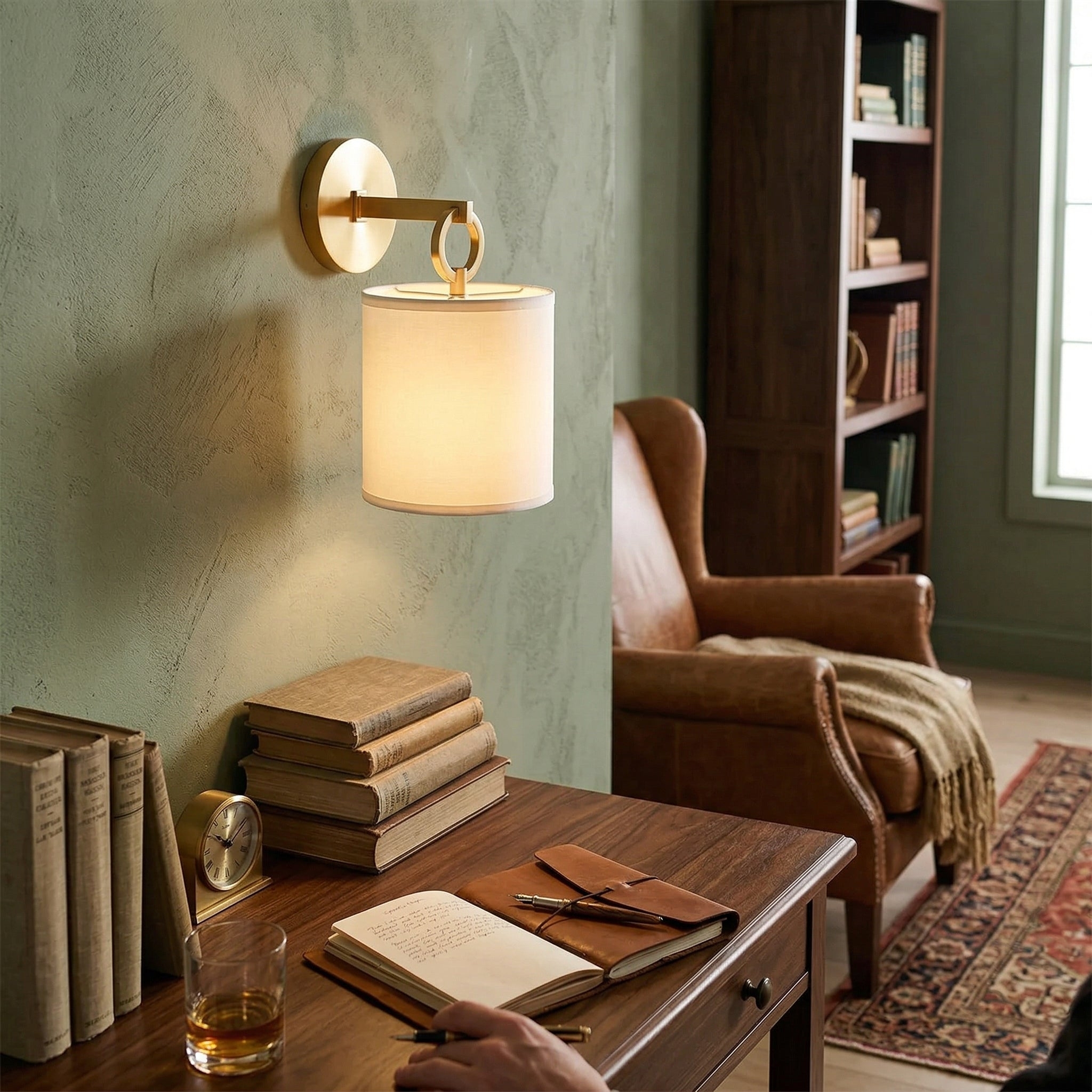 Full Circle Sconce D616