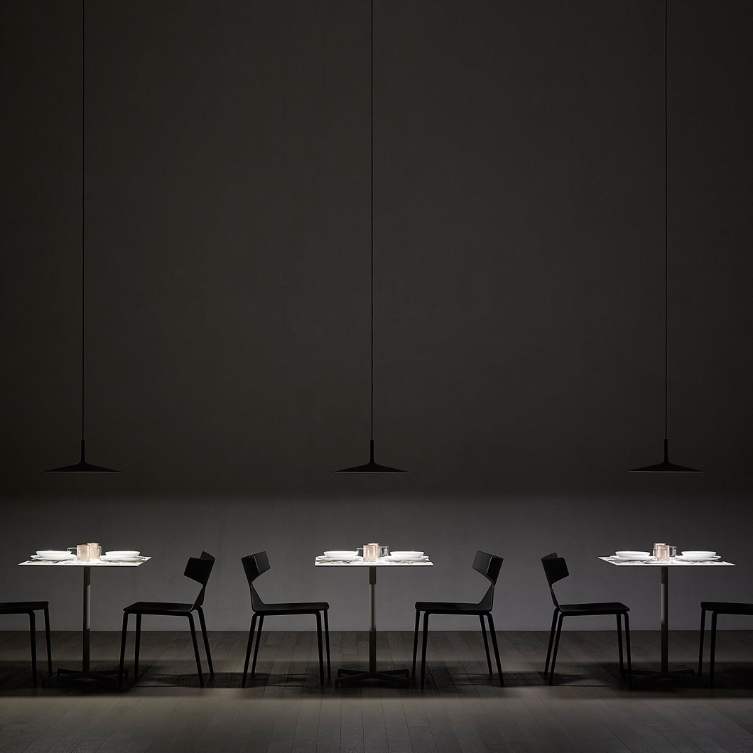 Vibrant Aplomb Large Pendant Light - Stylish Round Disc Pendan Light for Modern Interiors