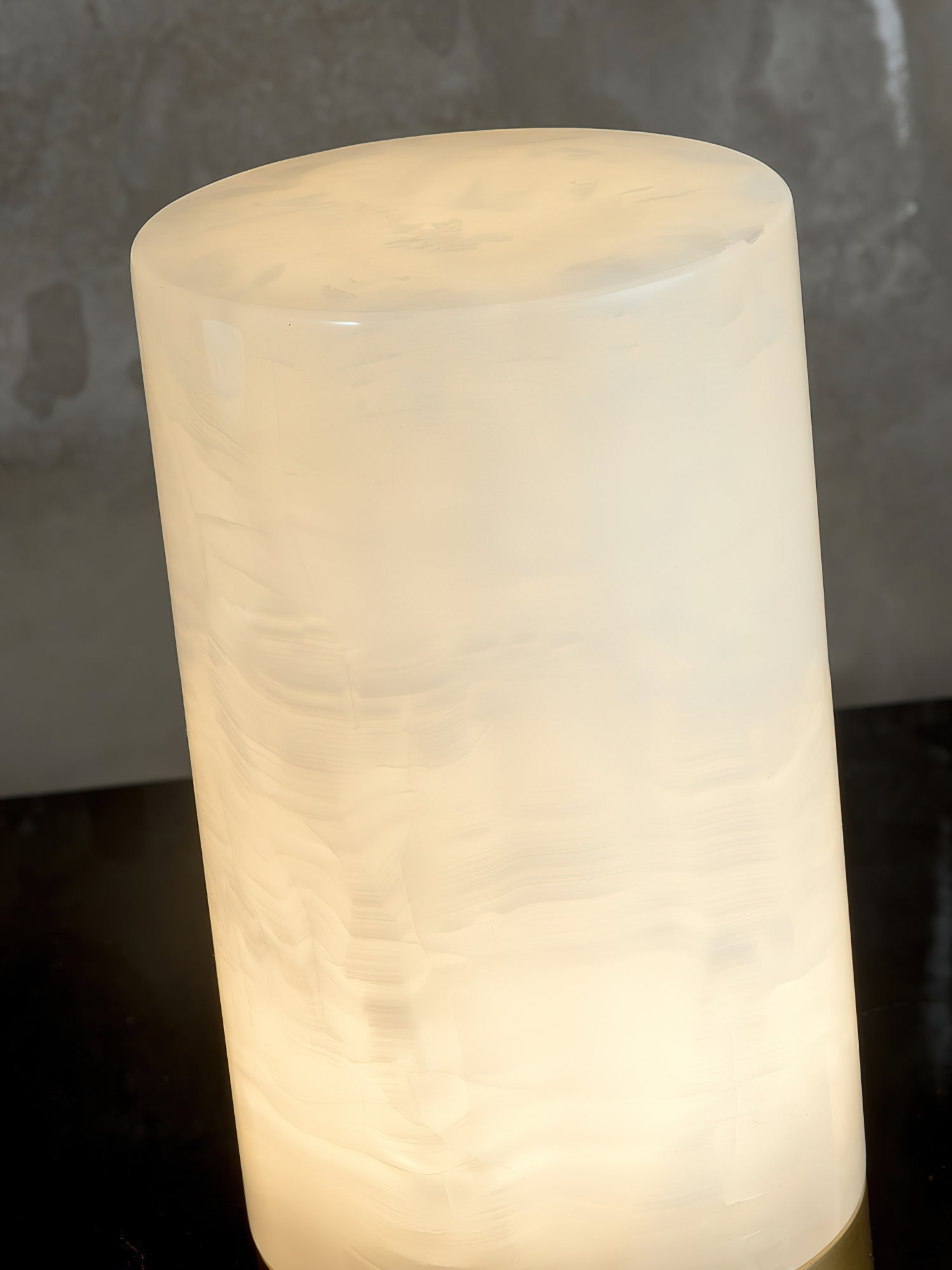 Totem Alabaster Table Lamp (built-in battery) D499