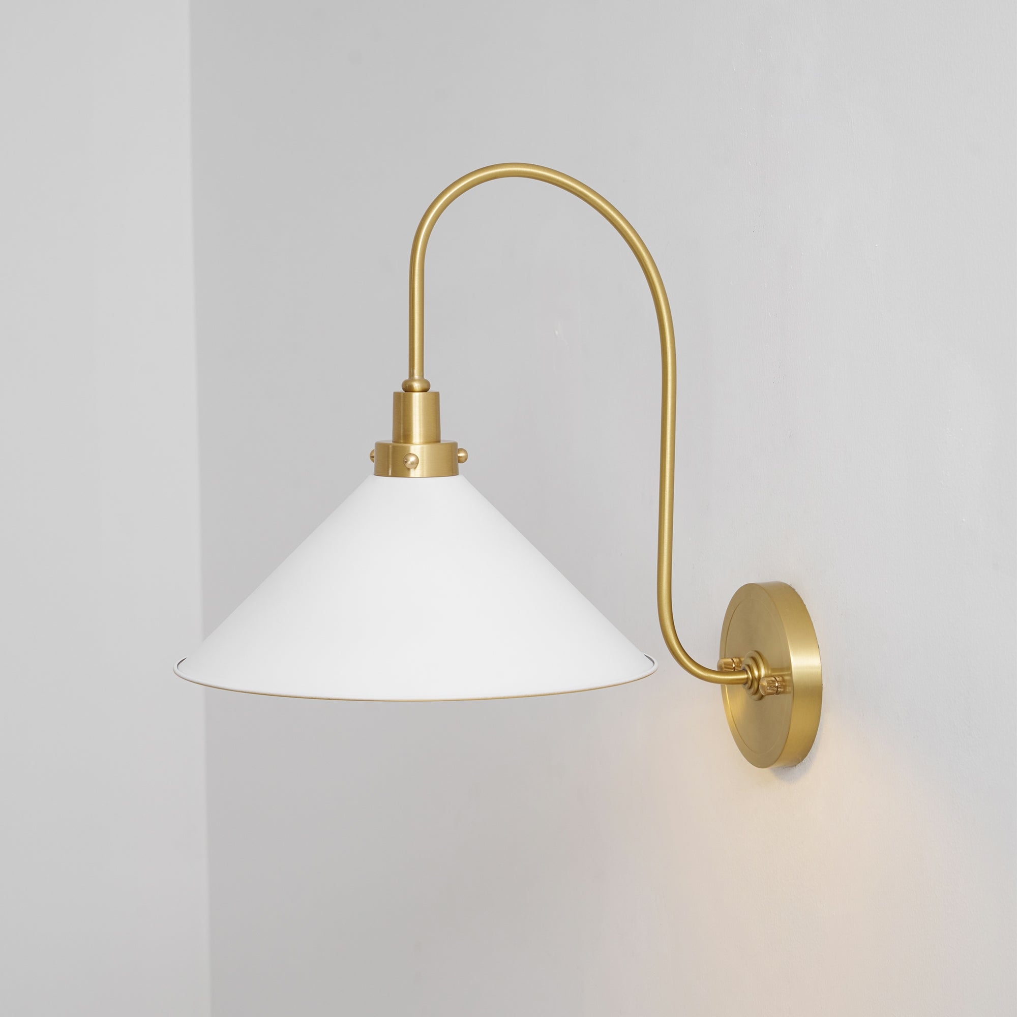 Clivedon Wall Lamp D592