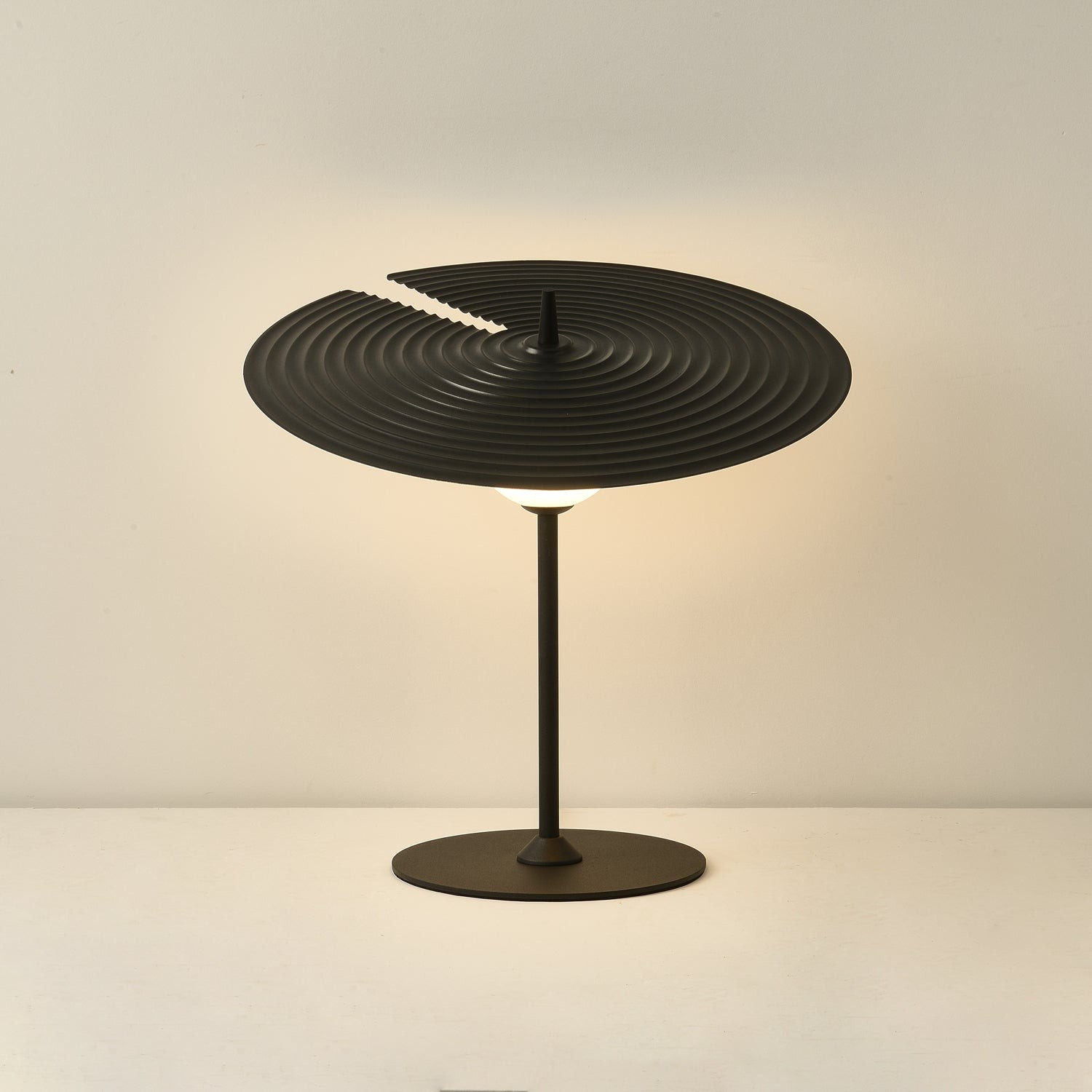 Modern Classic Record Table Lamp K852