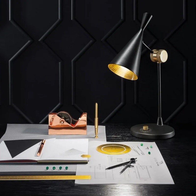 Beat Table Lamp