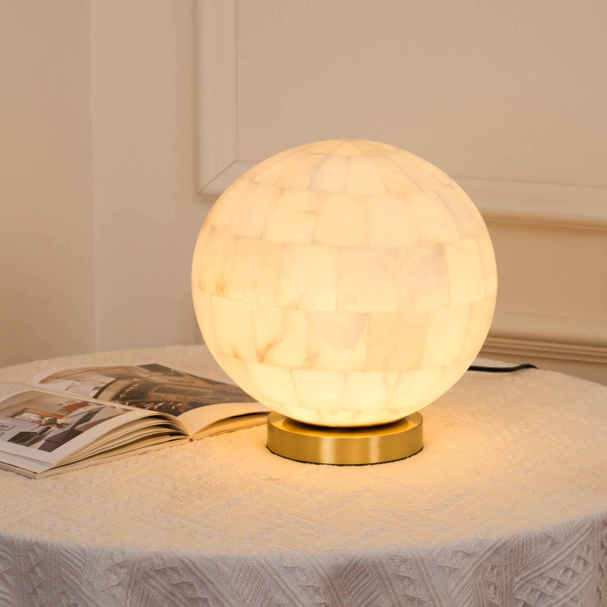 Alabaster Ball Table Lamp D433