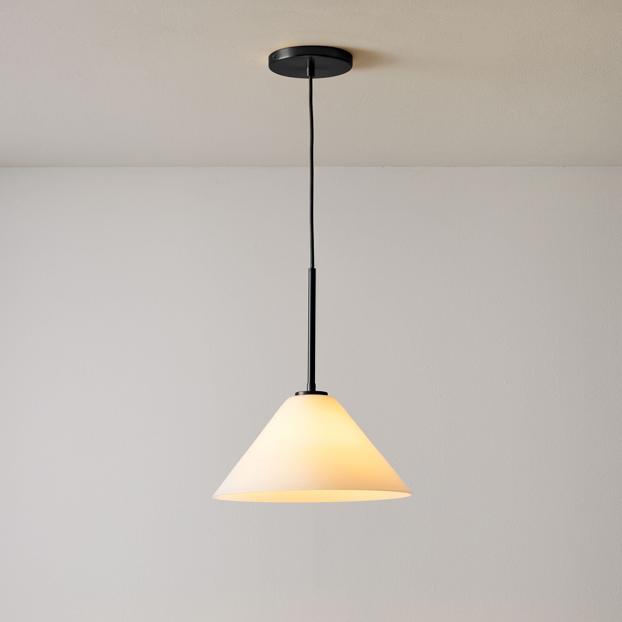 Conica Modern Glass Cone Pendant Light - Minimalist Hanging Lamp for Dining Room K1338