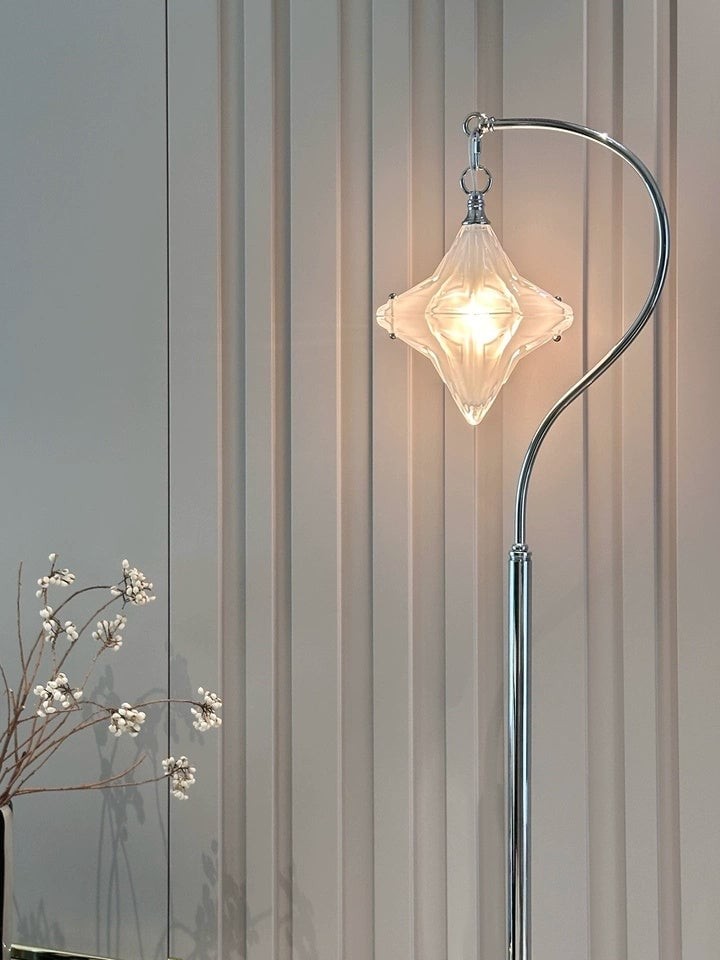 Art Deco Star Floor Lamp - Modern Standing Lamp for Living Spaces - Astris Orion K1576