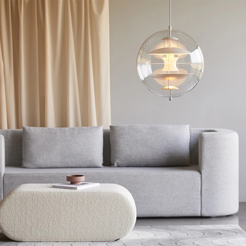 VP Globe Pendant Light