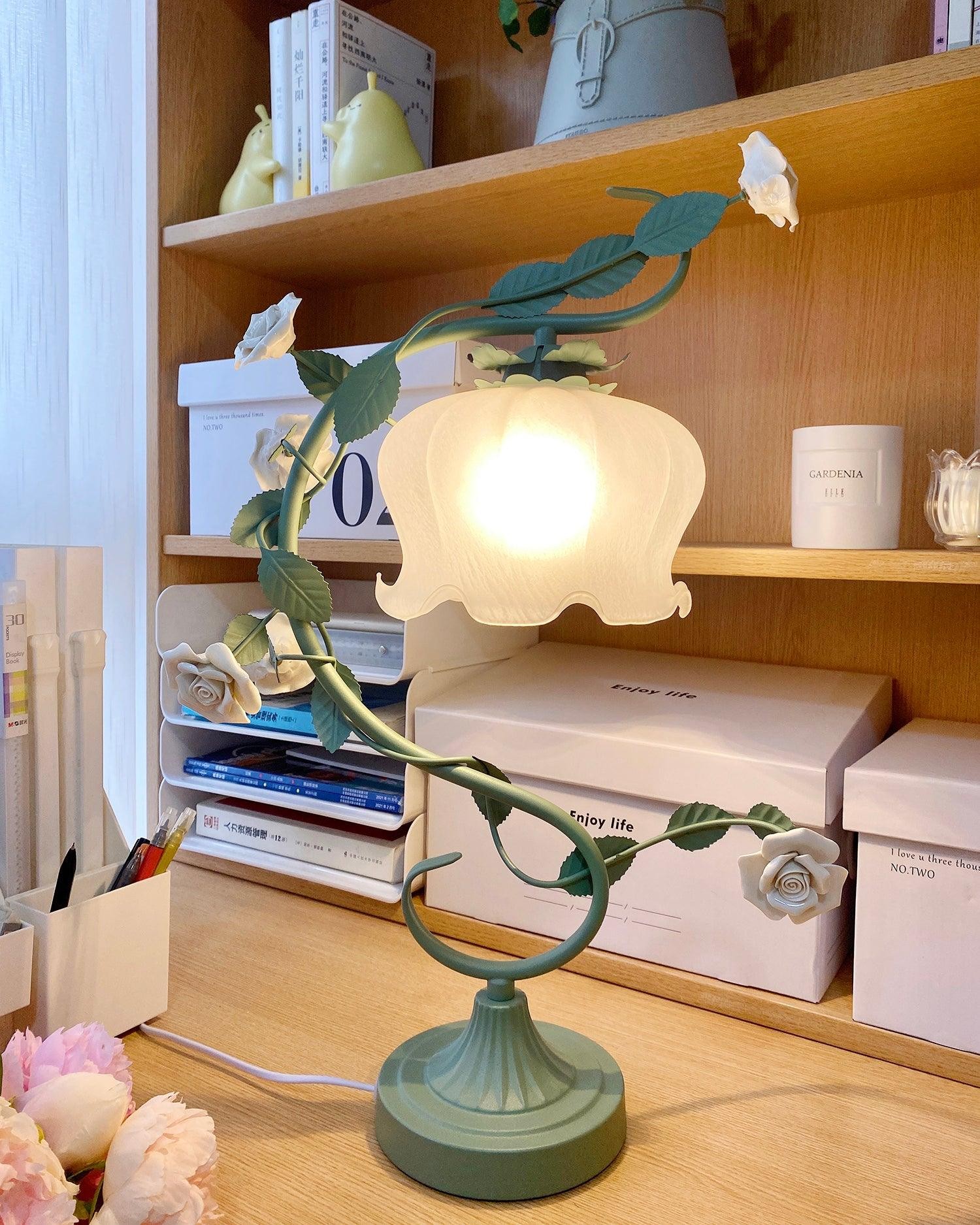 Green Pink White Rose Flower Table Lamp K640