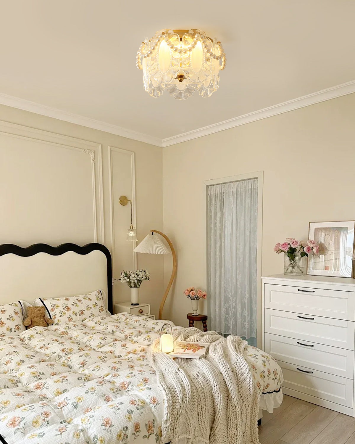 Petal Pearl Ceiling Light K1066