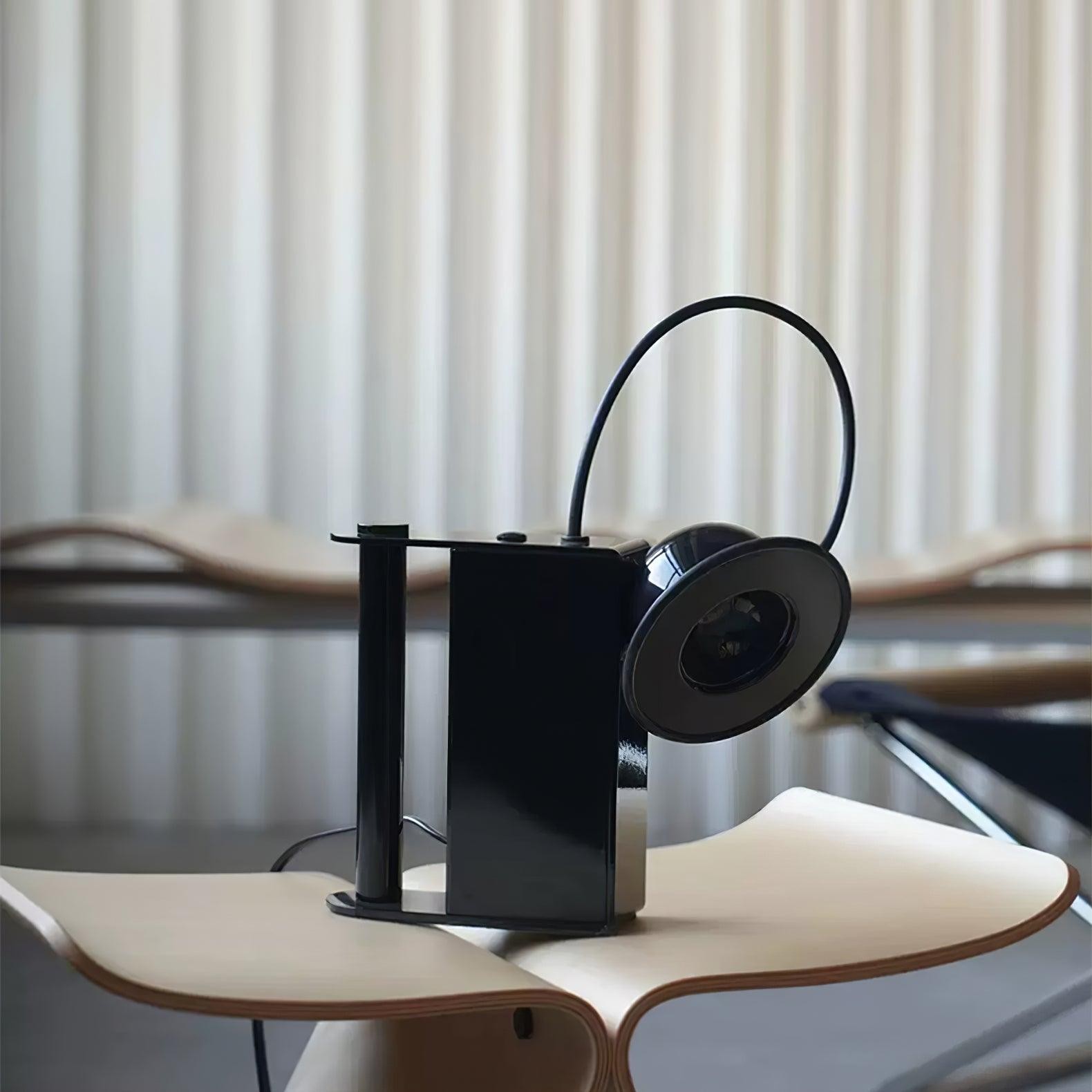 Magnetic Adjustable Camera Table Lamp K870