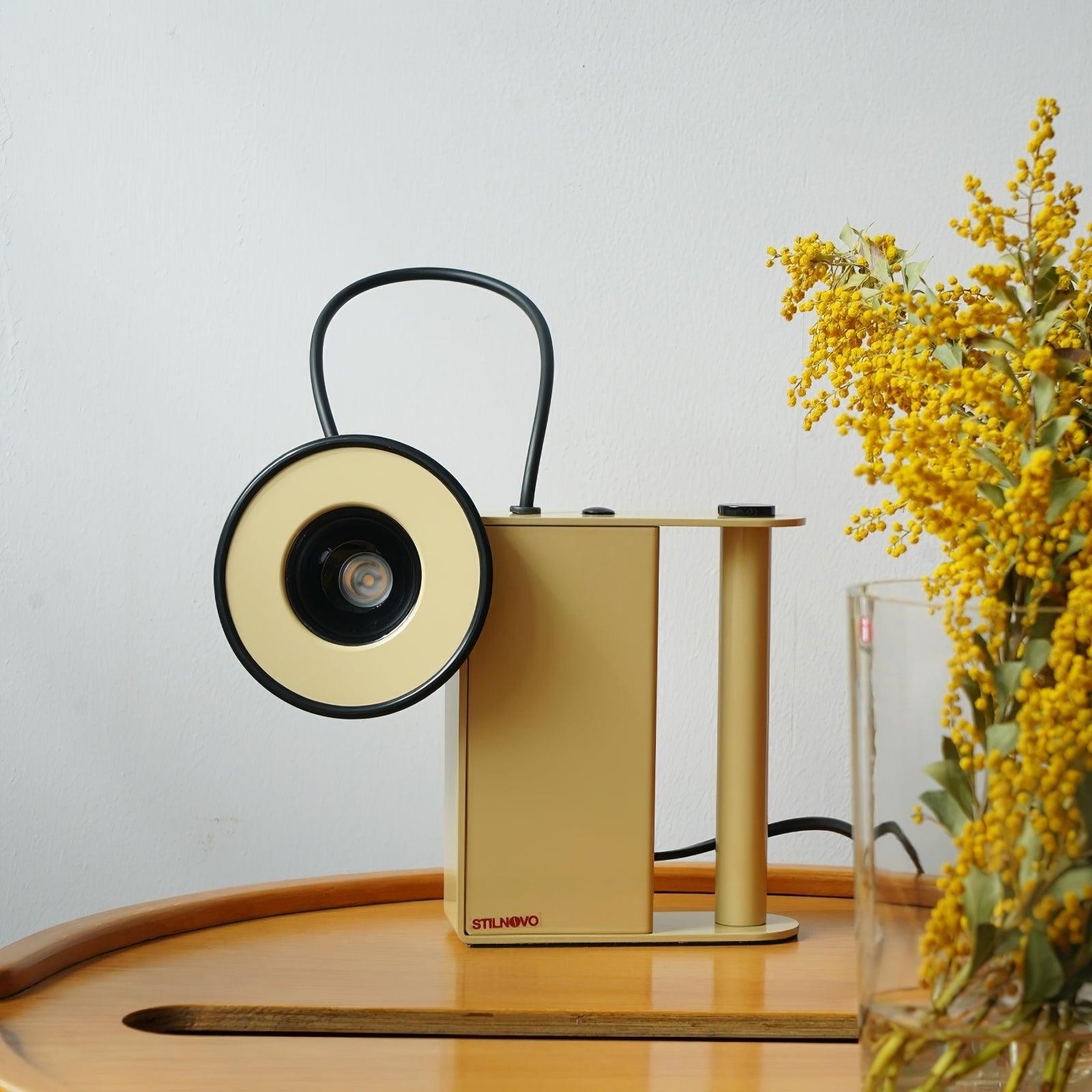 Magnetic Adjustable Camera Table Lamp K870