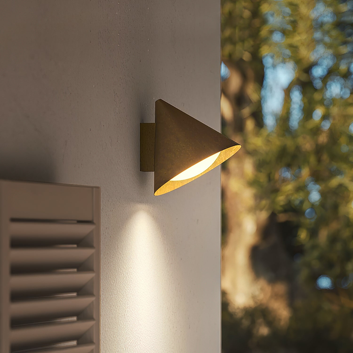 Cone Wall Lamp D754
