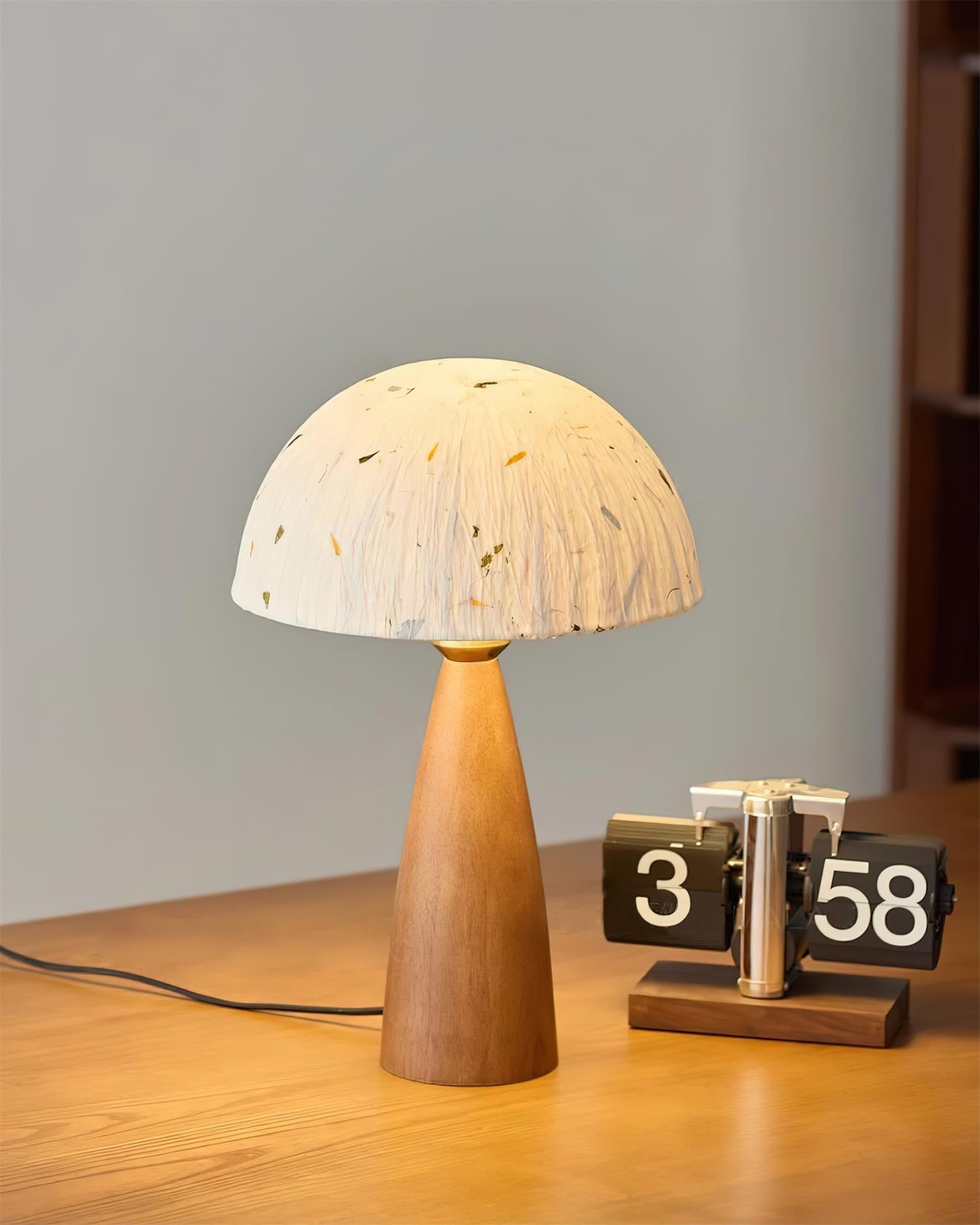 Kent Wood Table Lamp D62