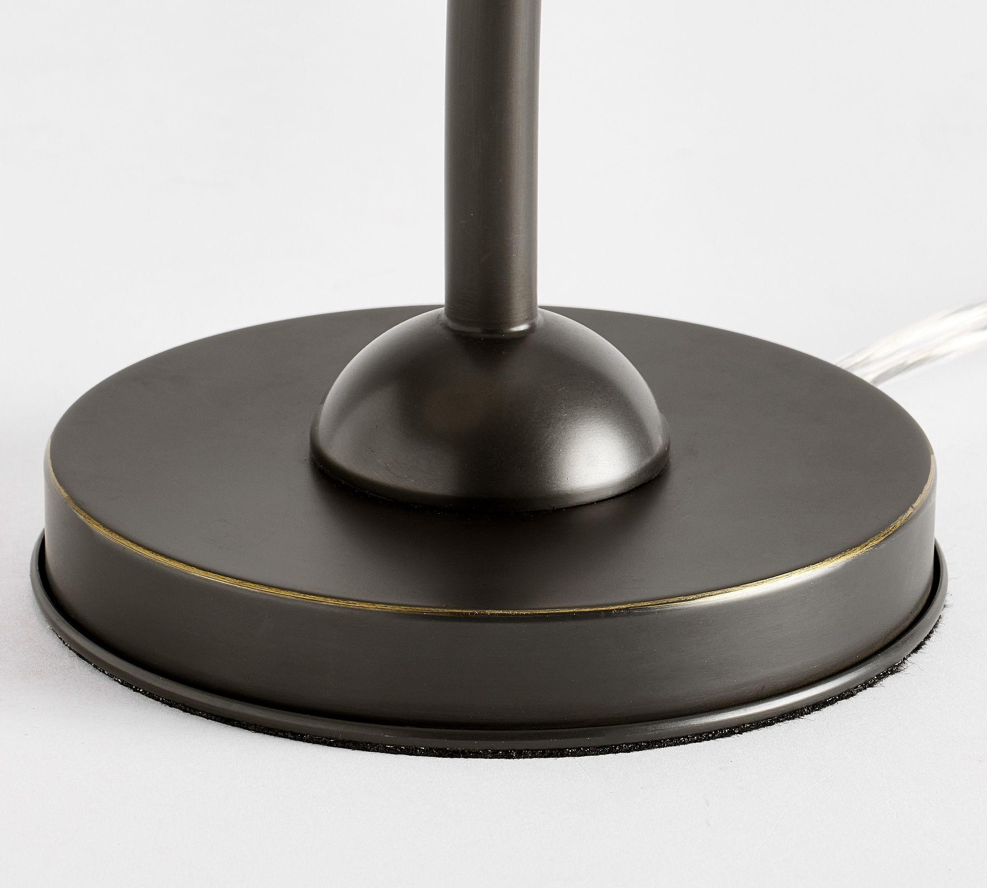 Luvora Pleated Table Lamp – Classic Design for Home & Office Spaces K1307