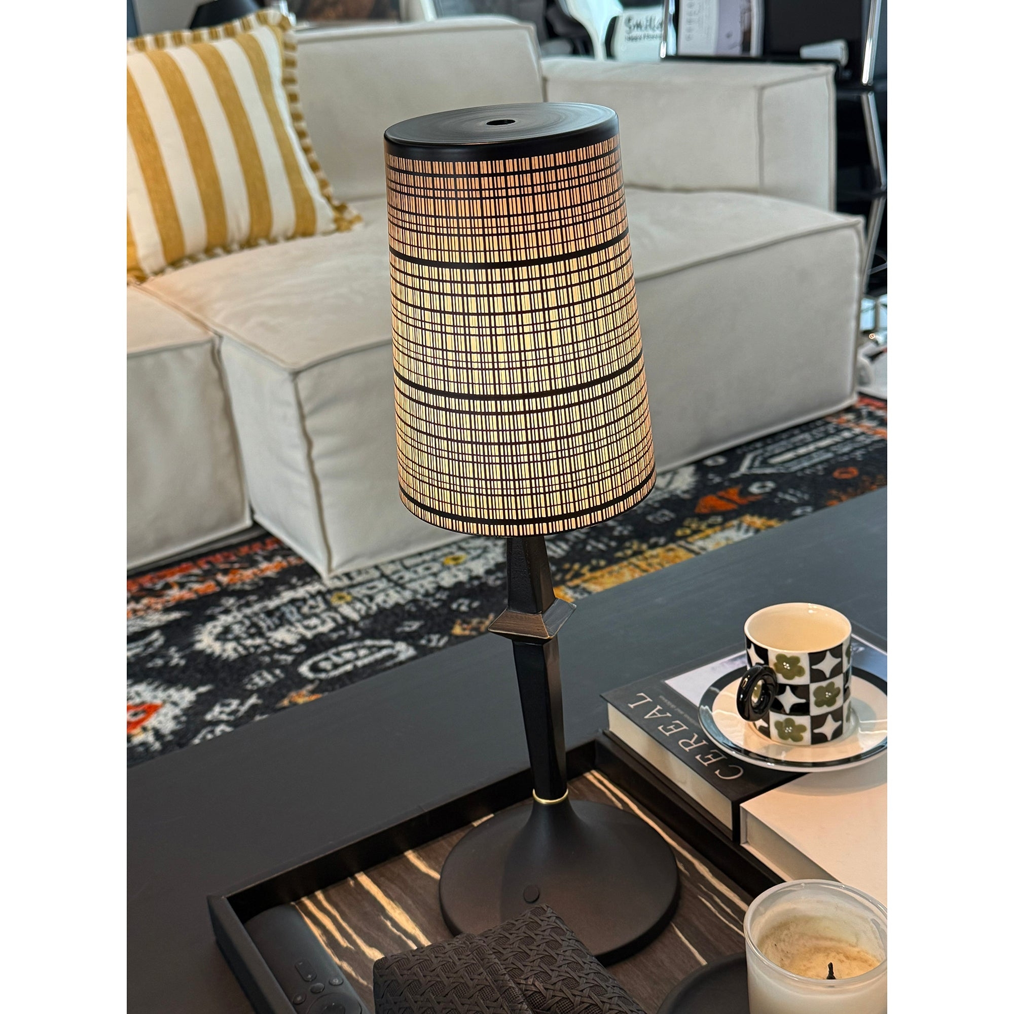 Devon Black Table Lamp (Built-in Battery) D709