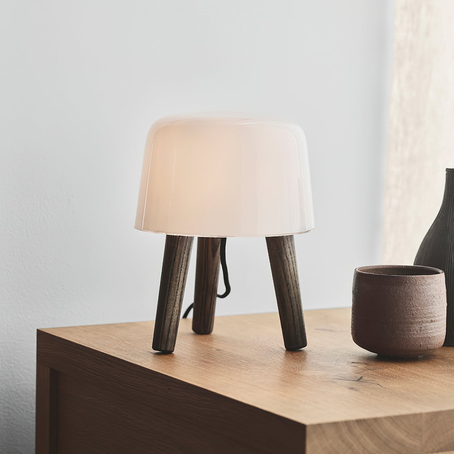 Nordic Wood Decorative Glass Table Lamp For Bedroom K506