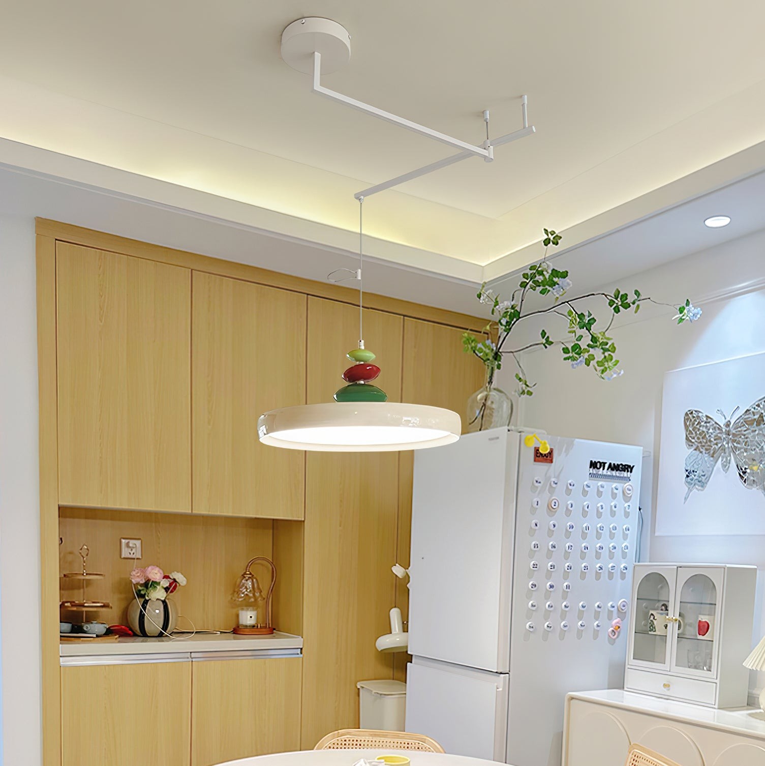 Simple Rocker Arm Flying Saucer Creative Chandelier K405