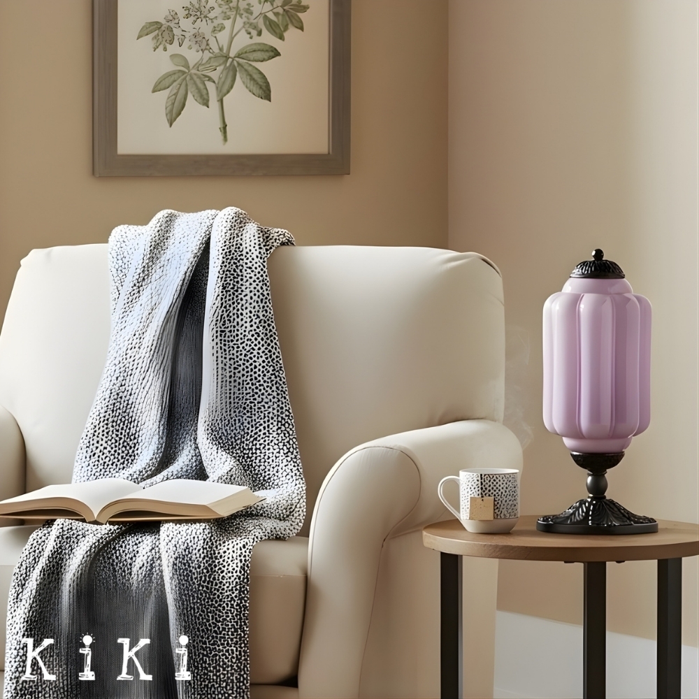 Classic Eloise Glass Table Lamp – Vintage Bedside and Ambient Lighting K885