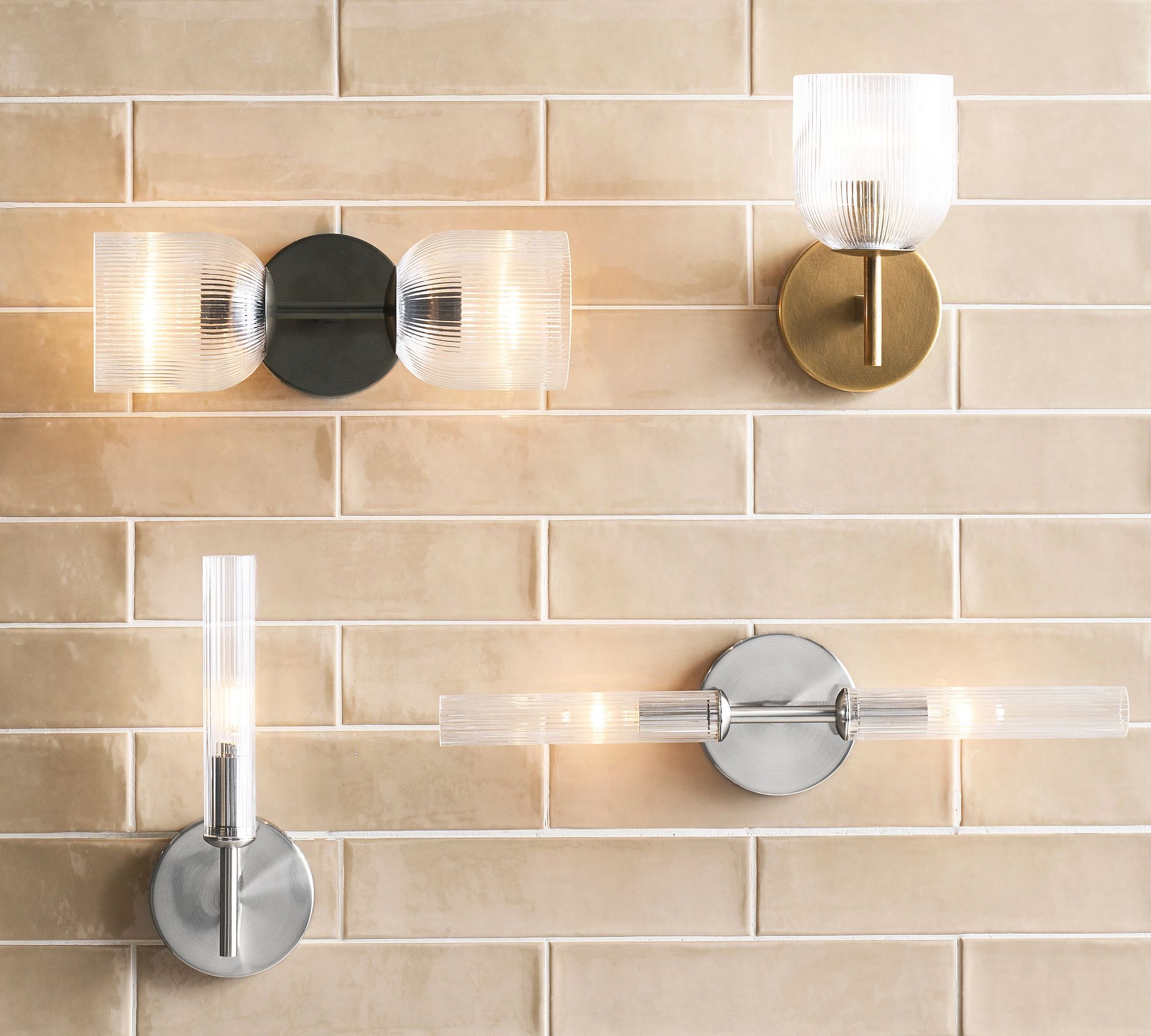 Bravira Ribbed Glass Wall Sconce - Wall Light for Living Room and Hallway K1326