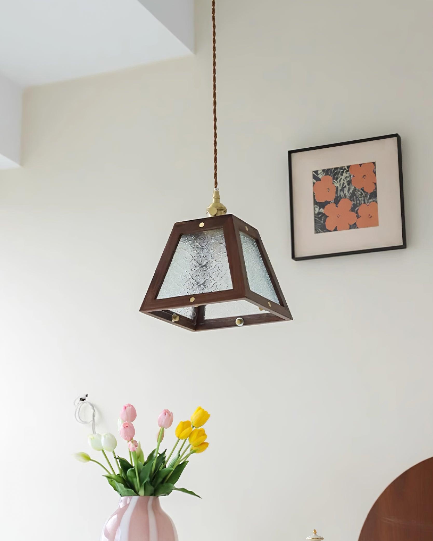 Retro Pattern Glass Pendant Lamp K288