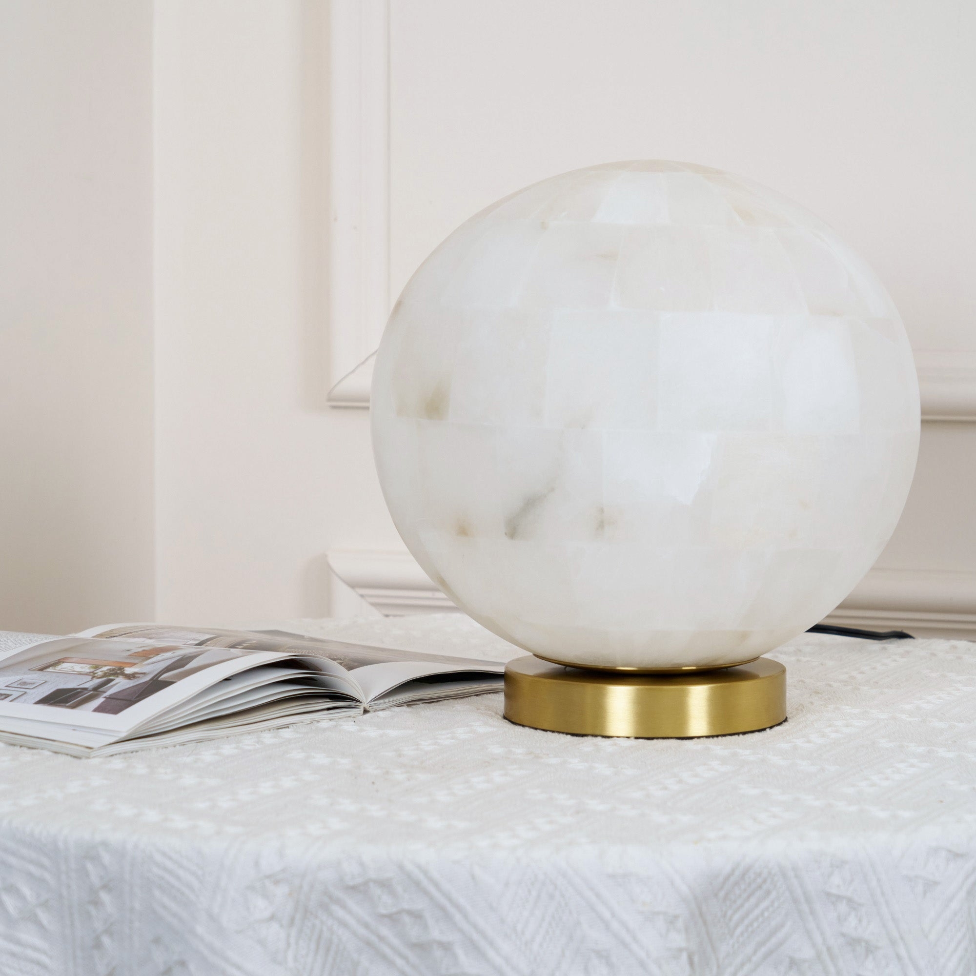 Alabaster Ball Table Lamp D433