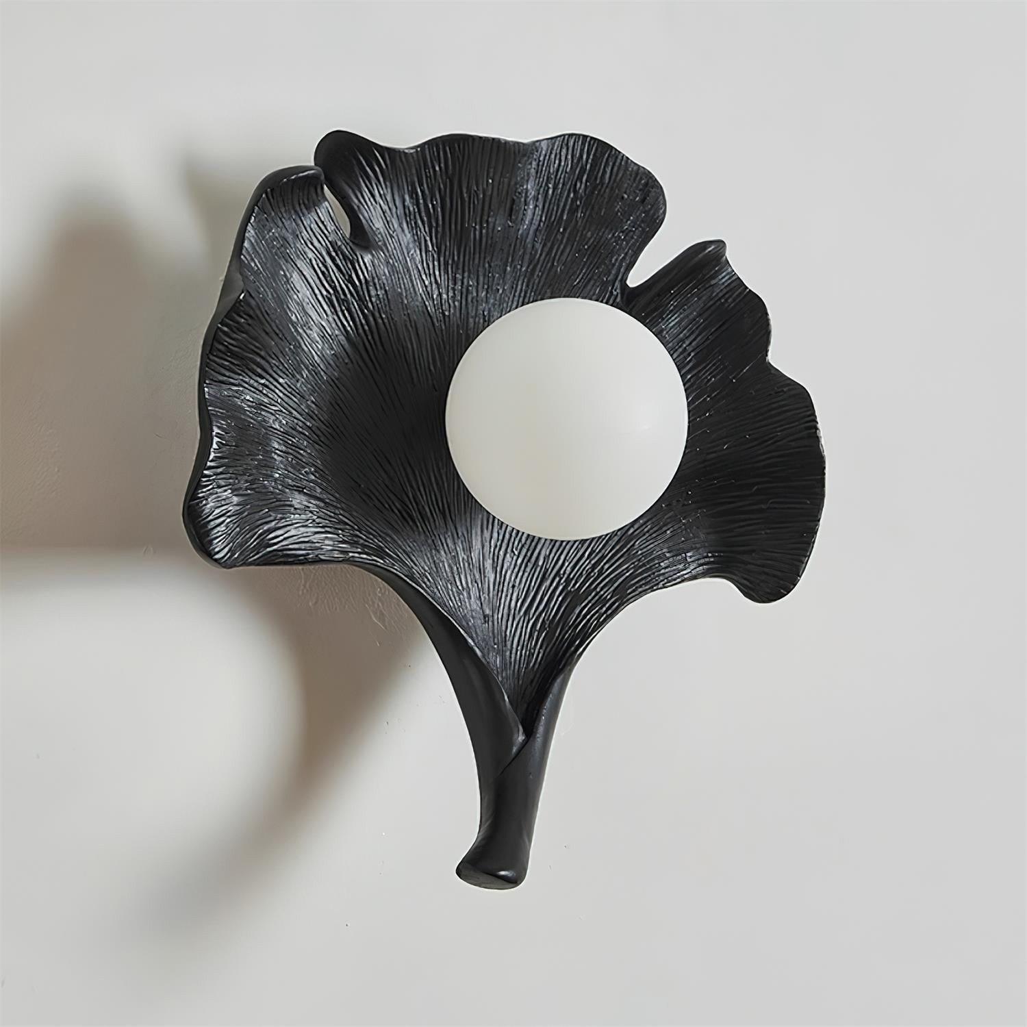 Vintage Ginkgo Leaf Resin Wall Lamp K403