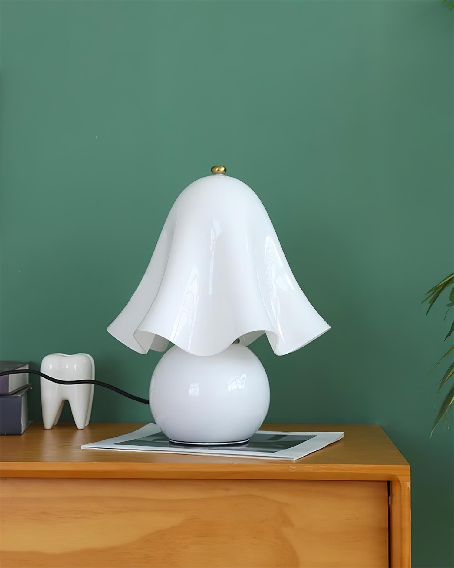 Bellina Bell Flower Table Lamp – Sculptural Glass Vera Style For Side Table Lamp K1135