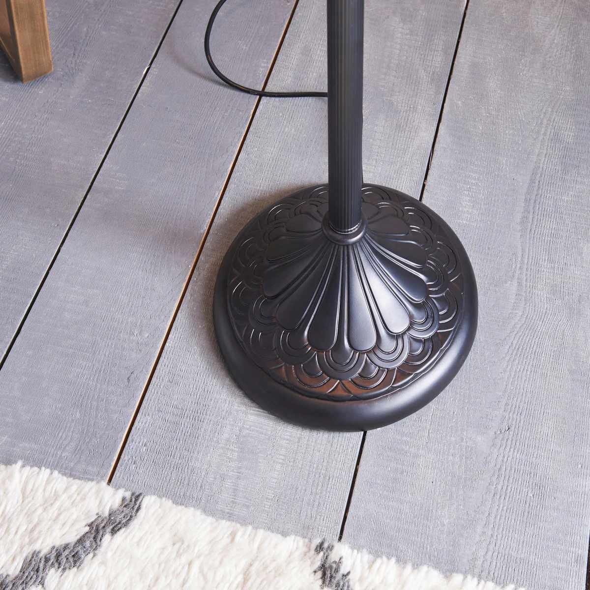TF Dragonfly Motif Floor Lamp - Vintage Stained-Glass for Living Rooms K1903