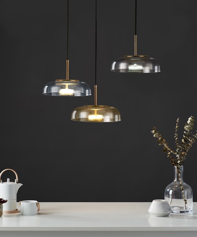 Classic glass pendant lamp