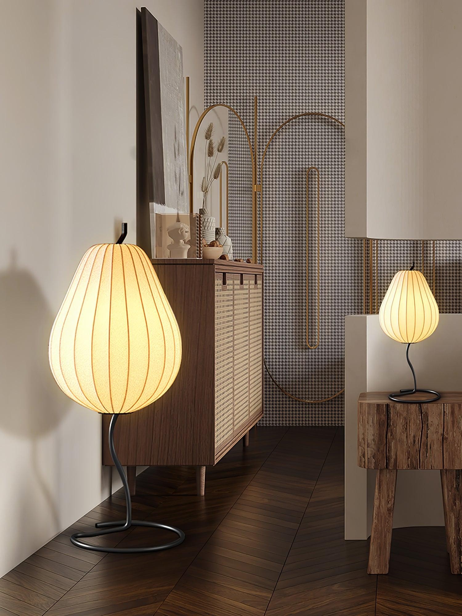 Pear-shaped Shite Floor Lamp Suitable For Living Room K581